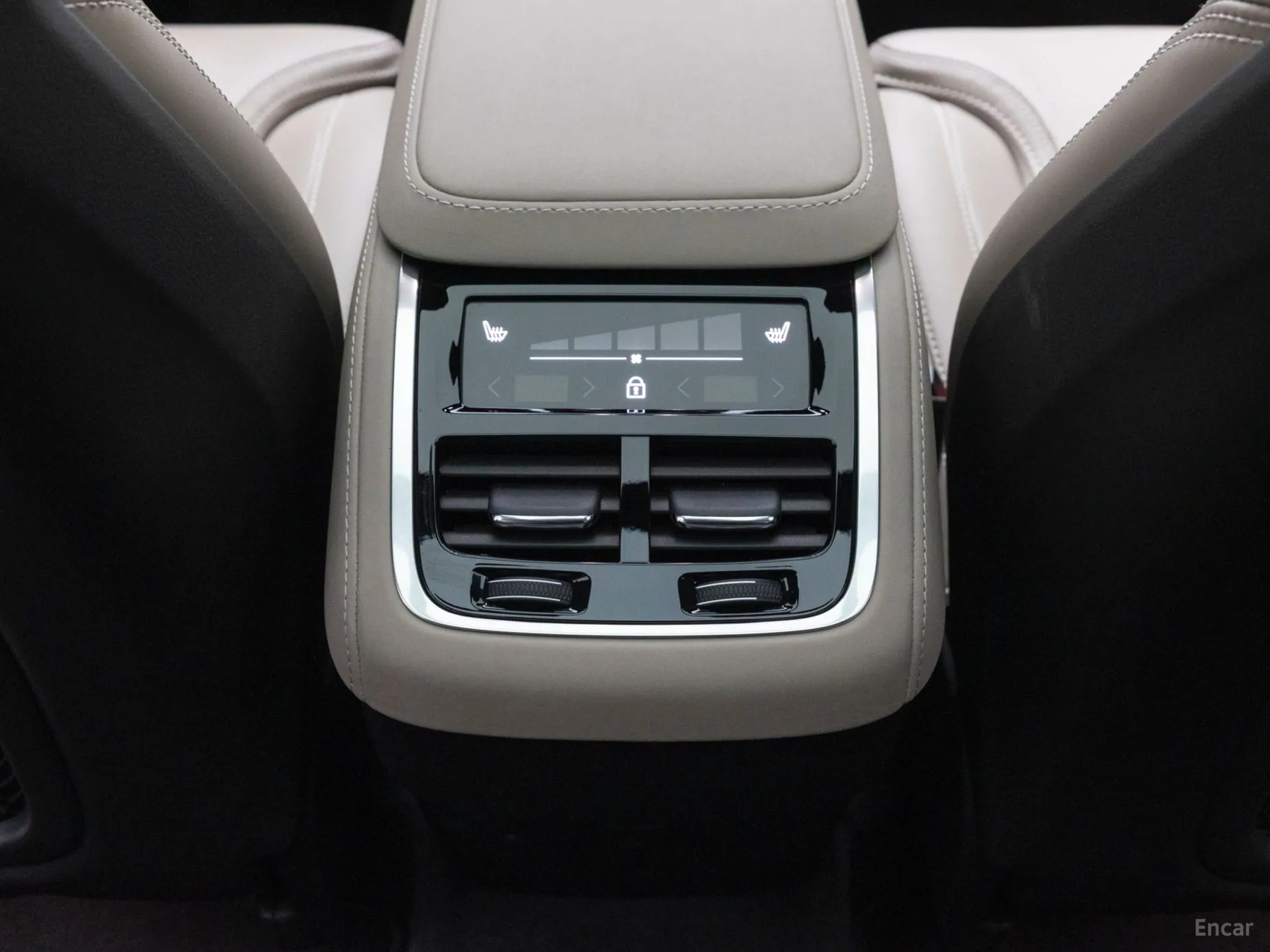 Volvo XC90 Gen 2 превью 12