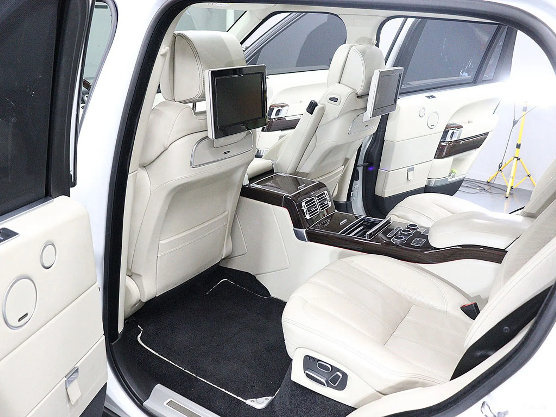 Land Rover Range Rover 4th Generation превью 15