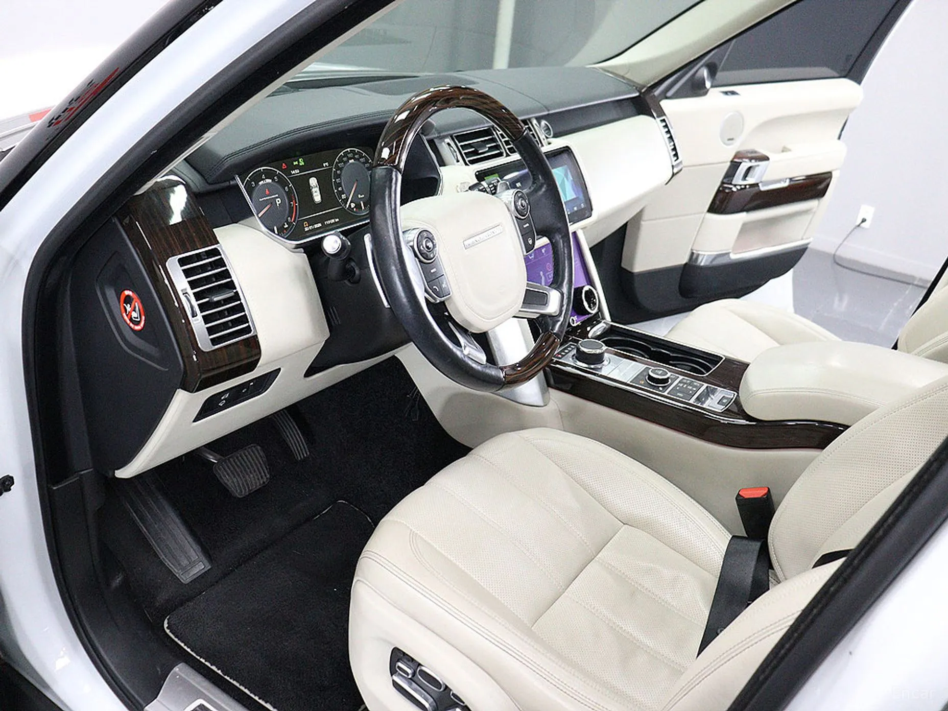 Land Rover Range Rover 4th Generation превью 16