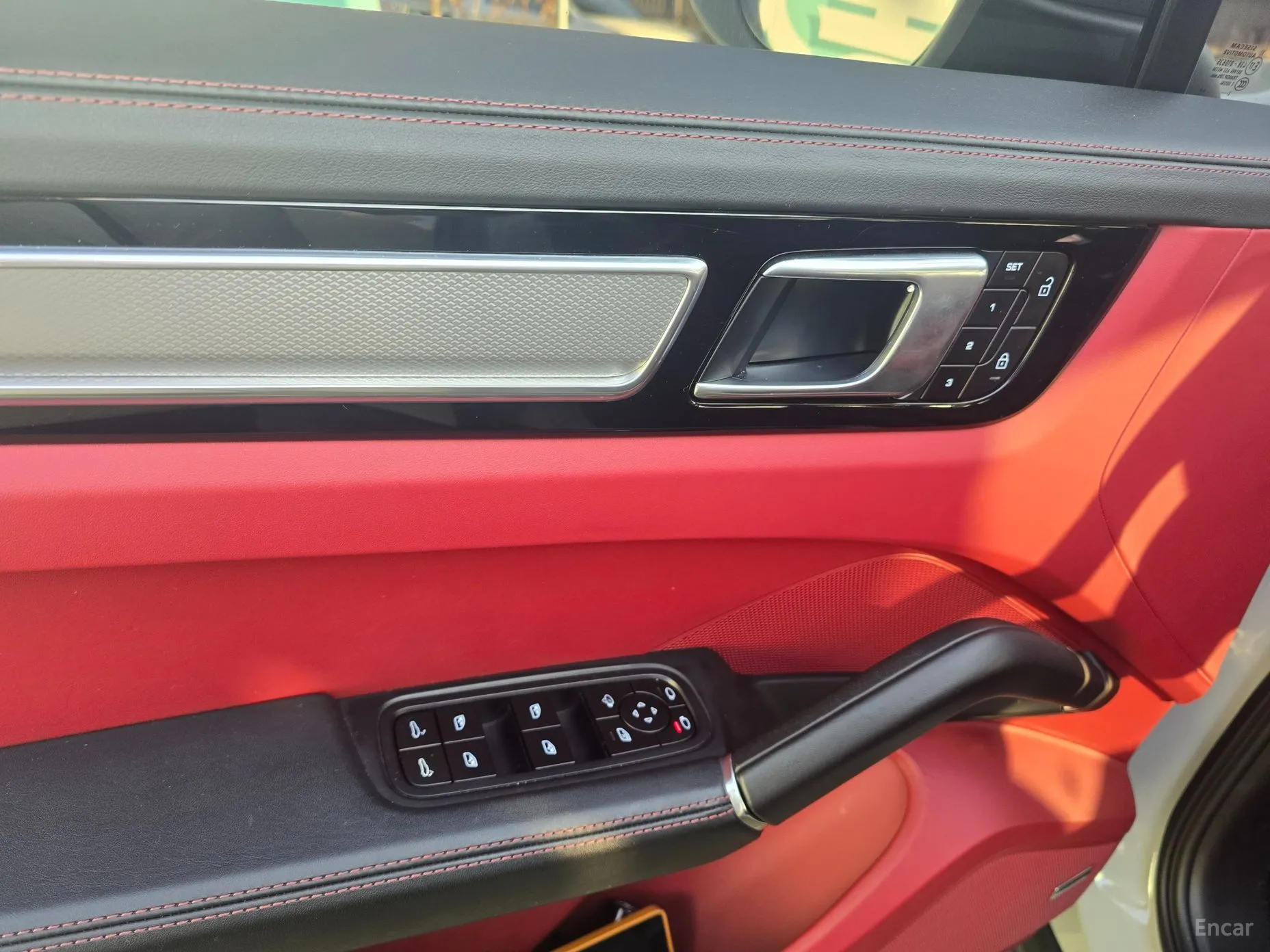 Porsche Cayenne (PO536) превью 10
