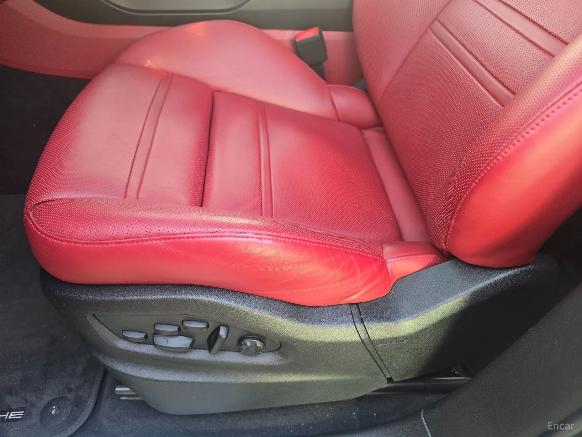 Porsche Cayenne (PO536) превью 11
