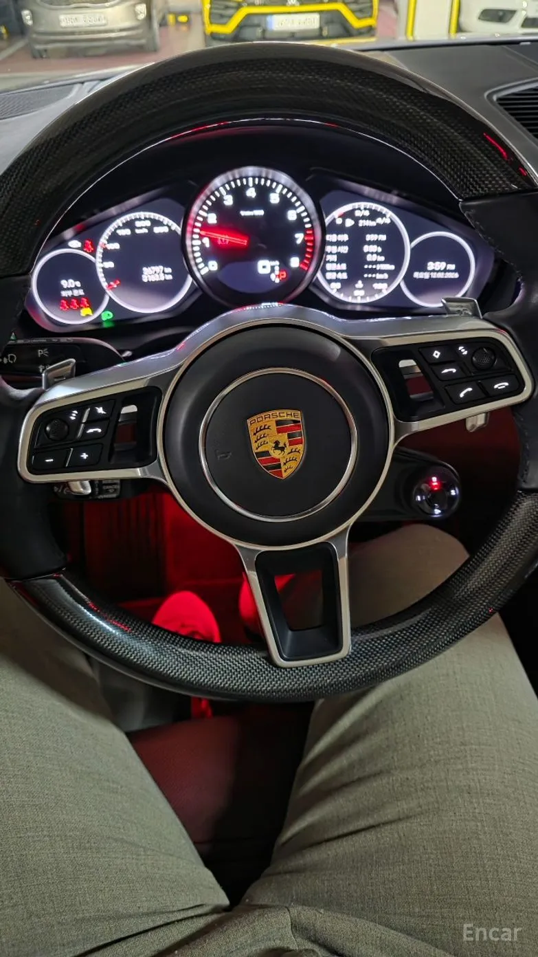 Porsche Cayenne (PO536) превью 16