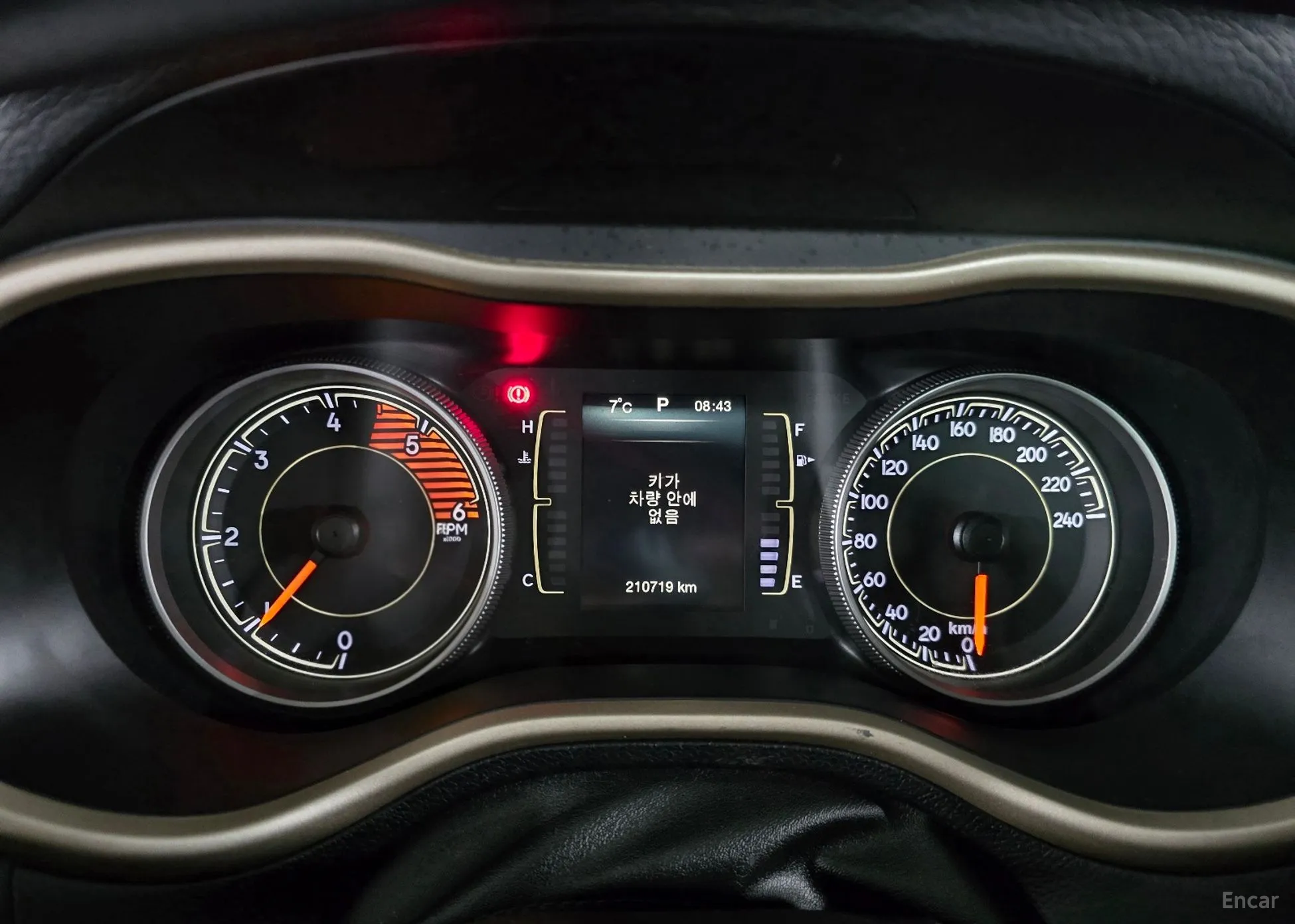 Jeep Cherokee (KL) превью 6