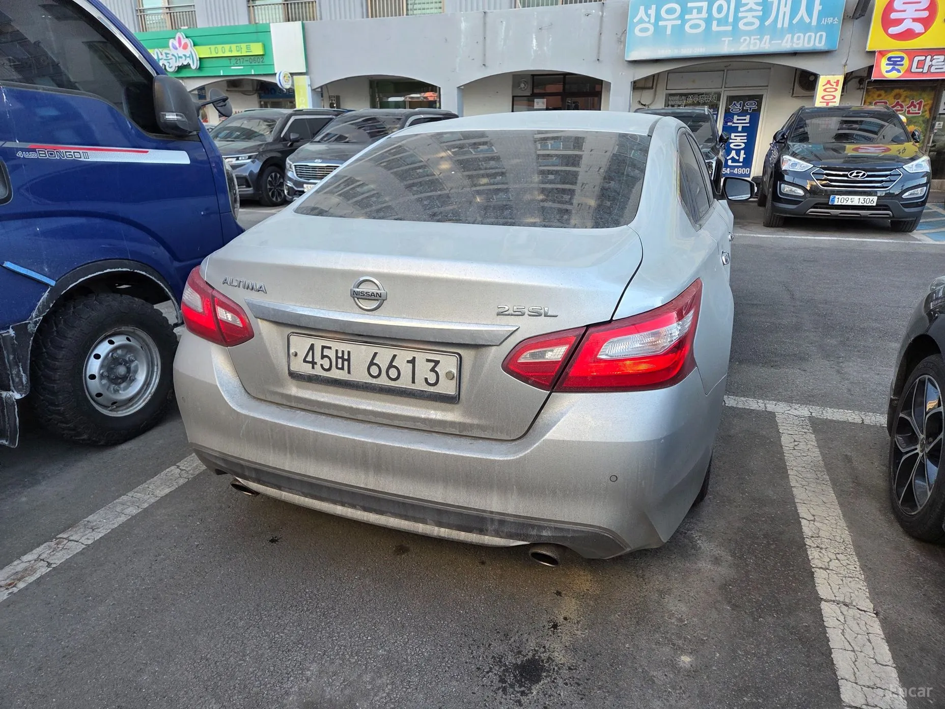 Nissan Altima