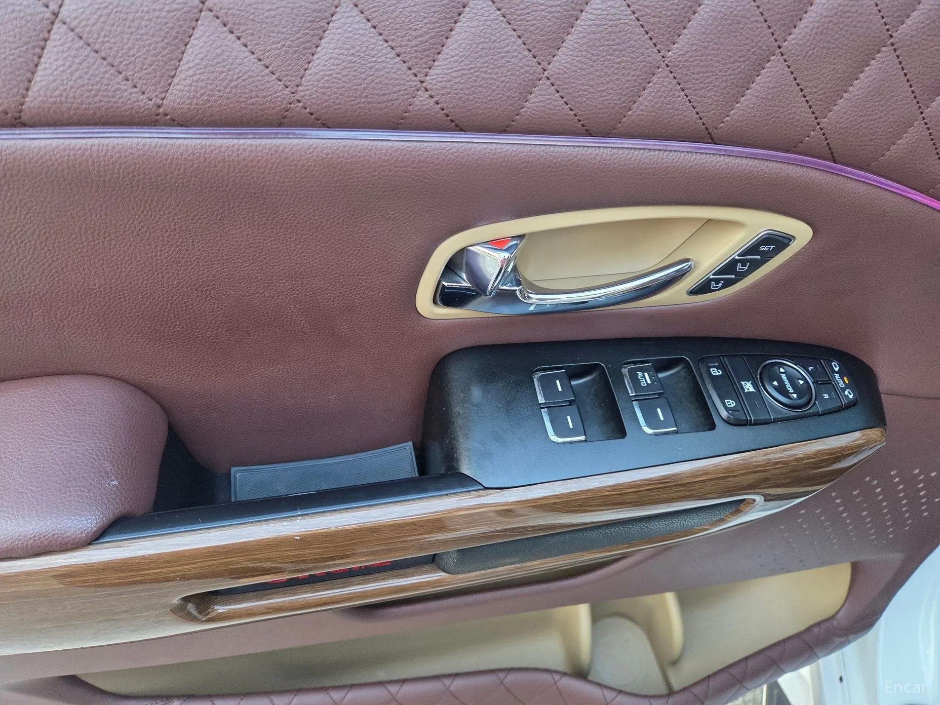 Kia Carnival превью 11