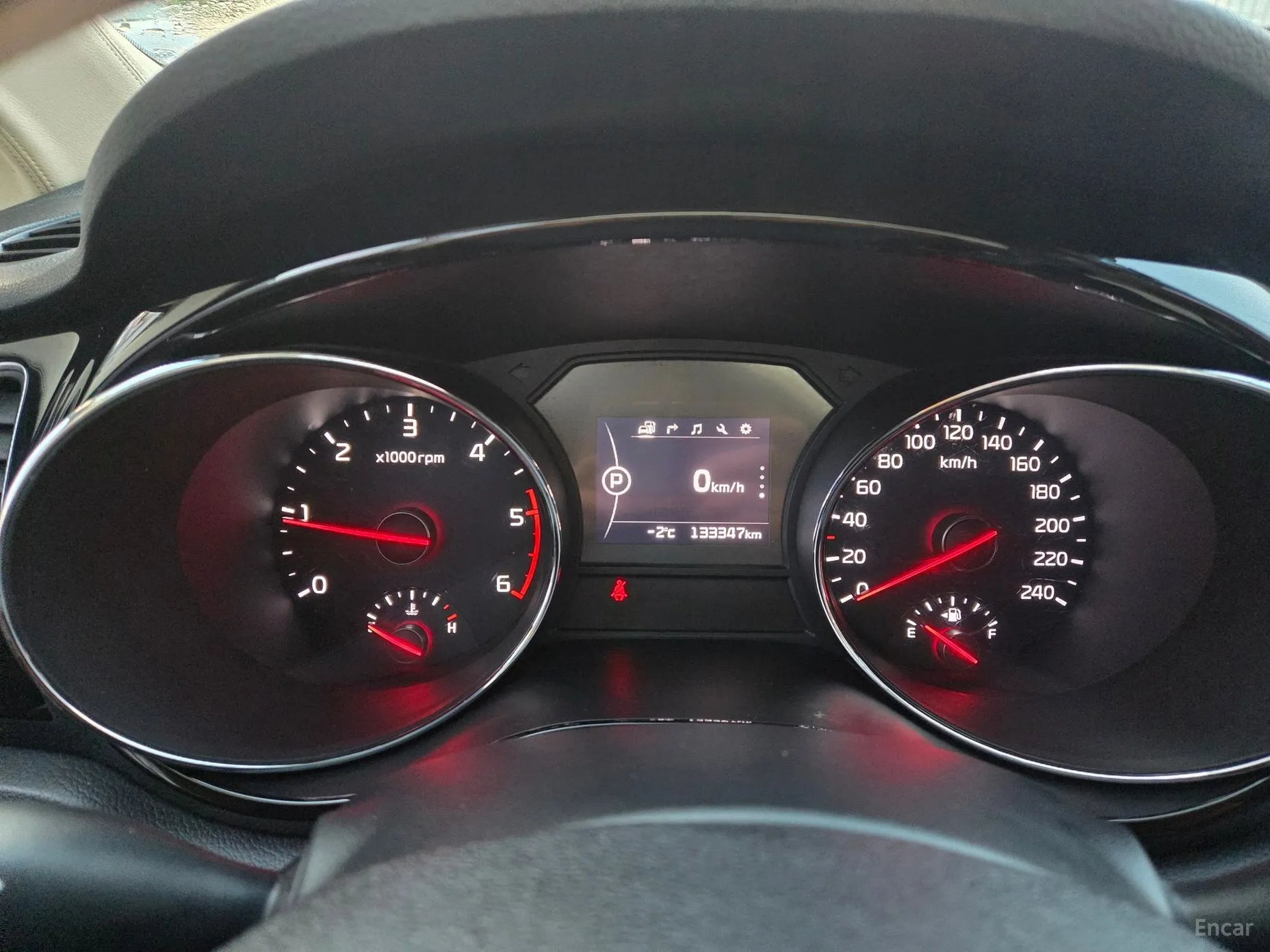 Kia Carnival превью 15
