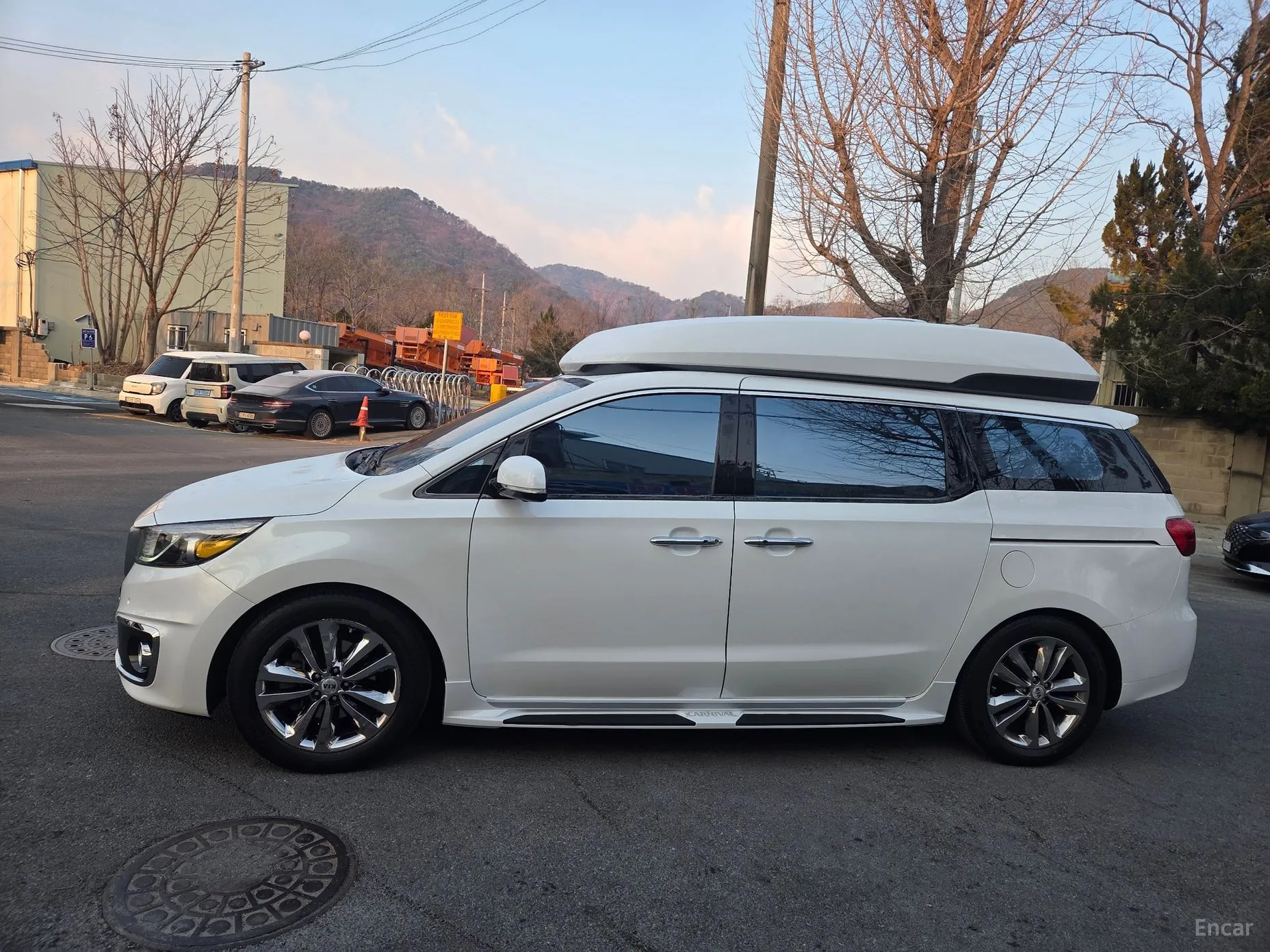 Kia Carnival превью 2