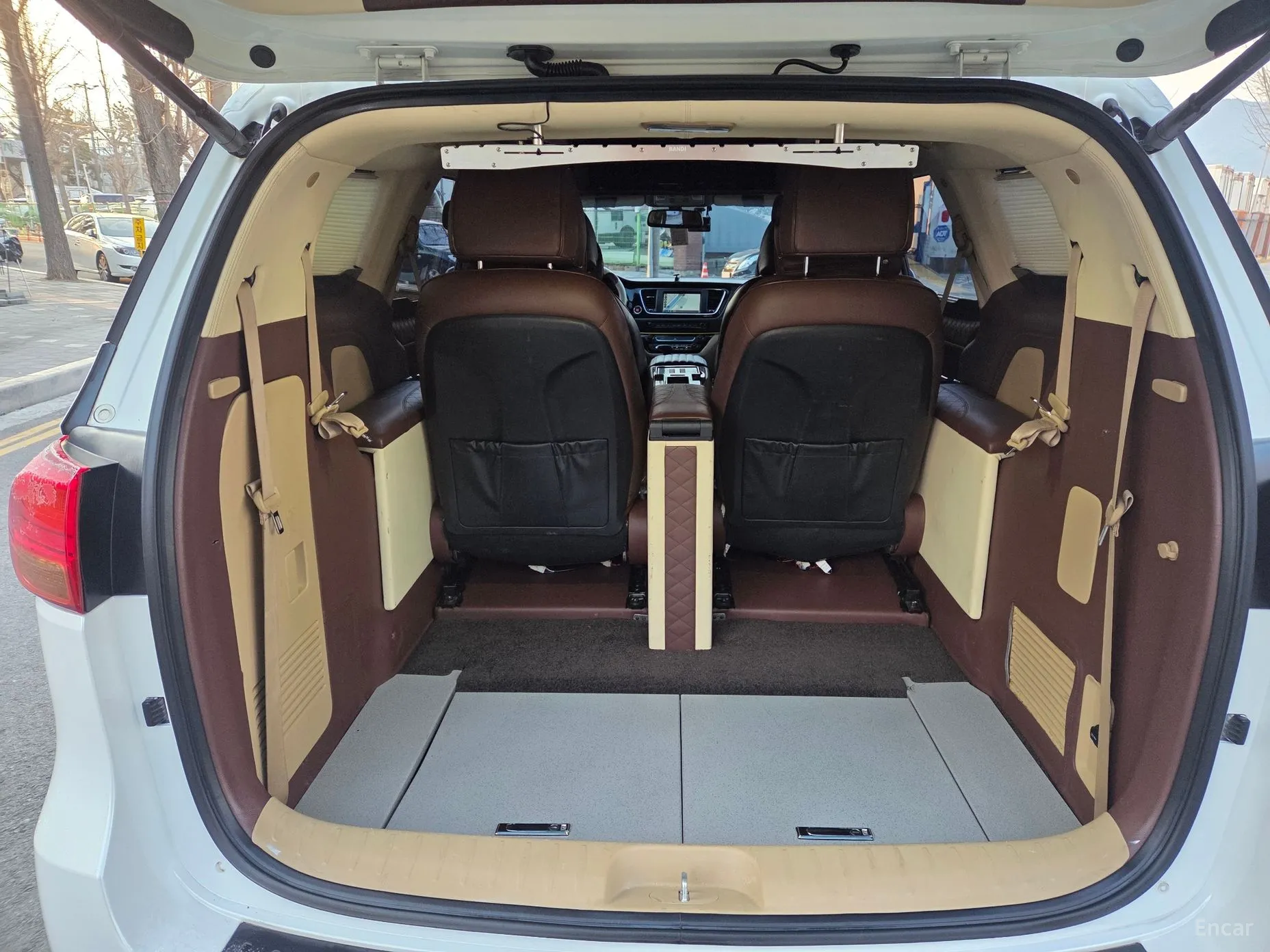 Kia Carnival превью 5