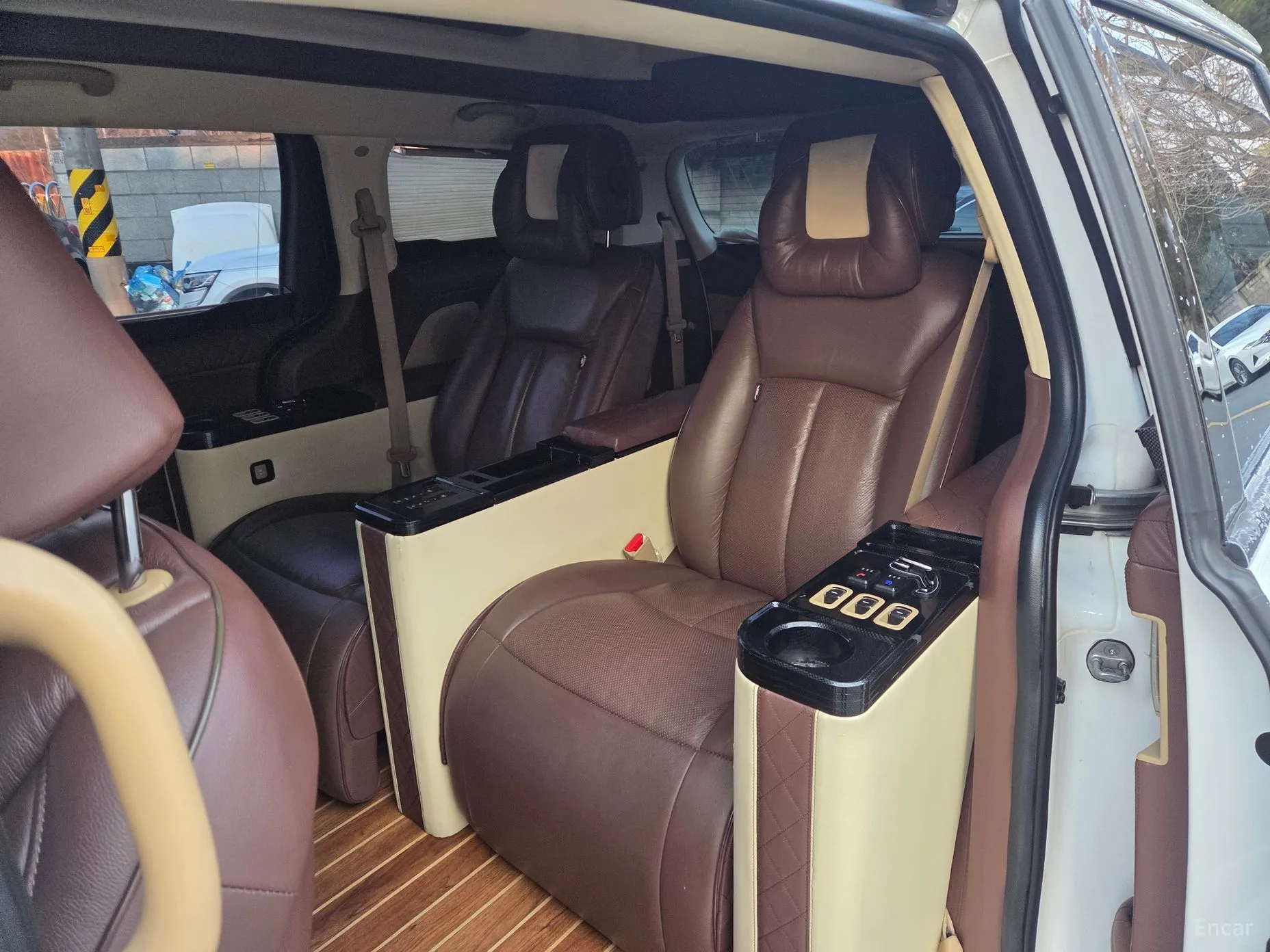 Kia Carnival превью 9