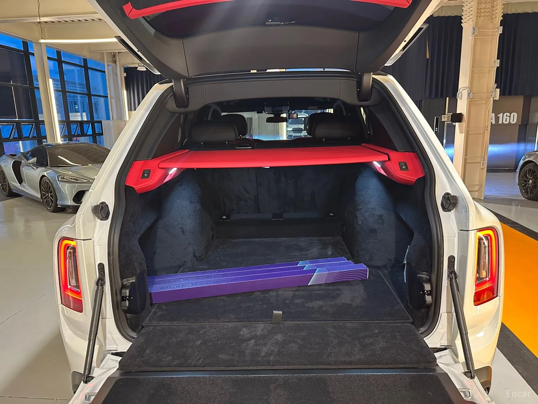 Rolls-Royce Cullinan превью 20