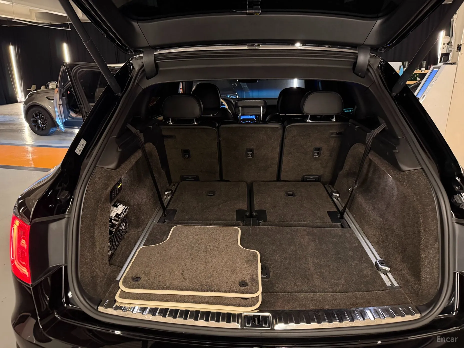 Bentley Bentayga превью 19