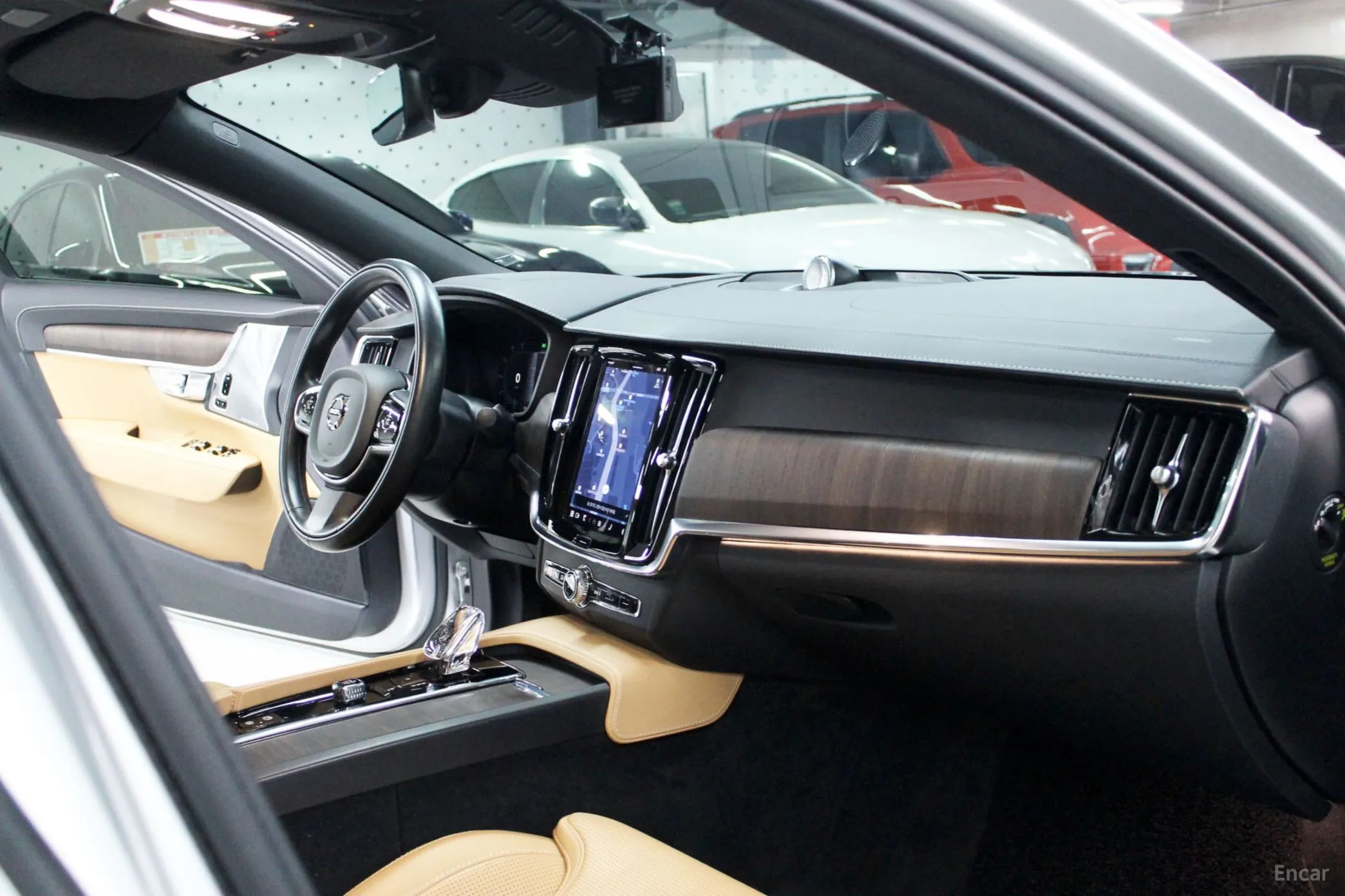 Volvo S90 превью 10