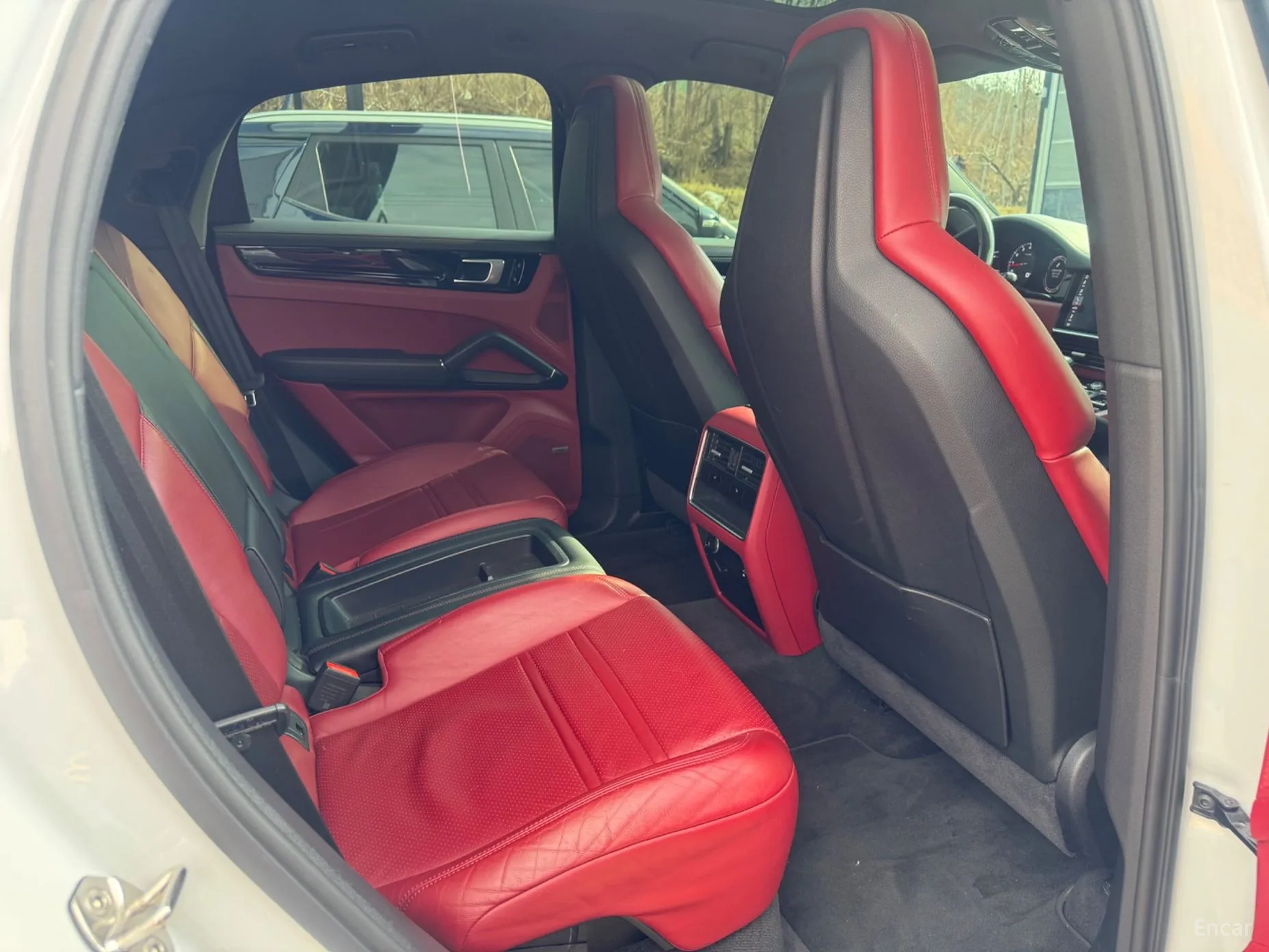 Porsche Cayenne (PO536) превью 17