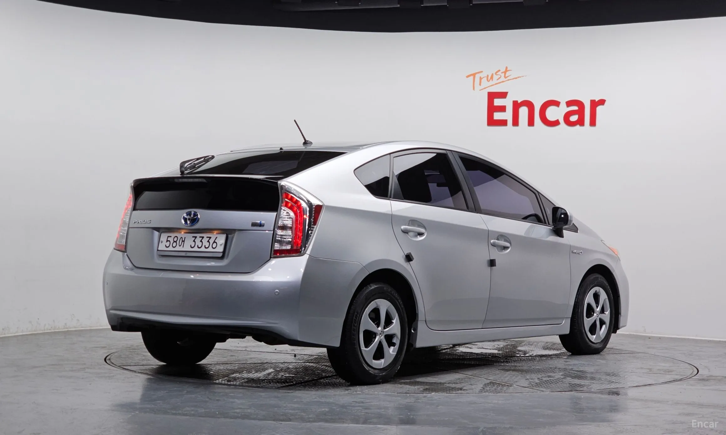 Toyota Toyota Prius превью 2