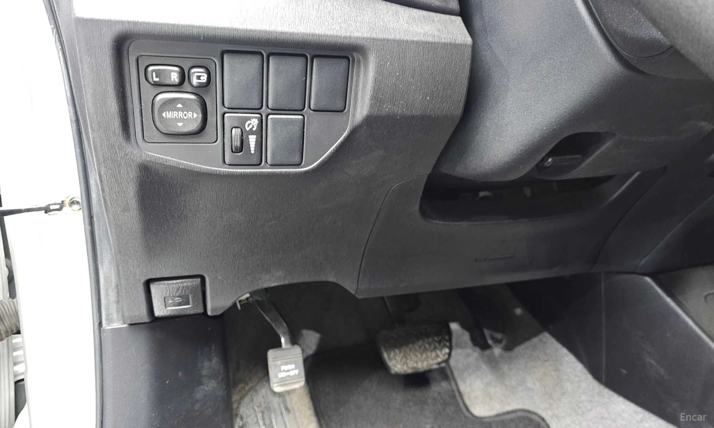 Toyota Toyota Prius превью 18