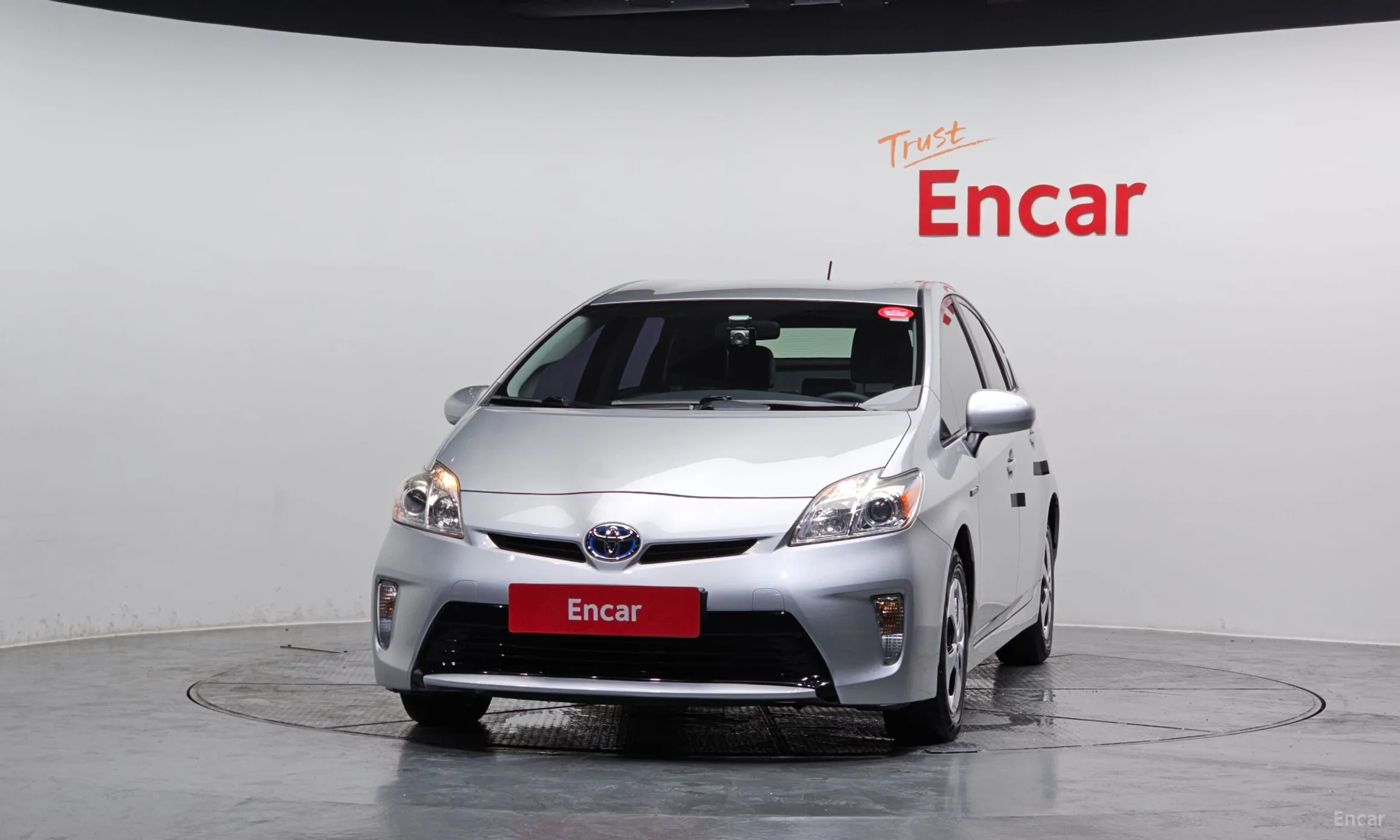Toyota Toyota Prius превью 3