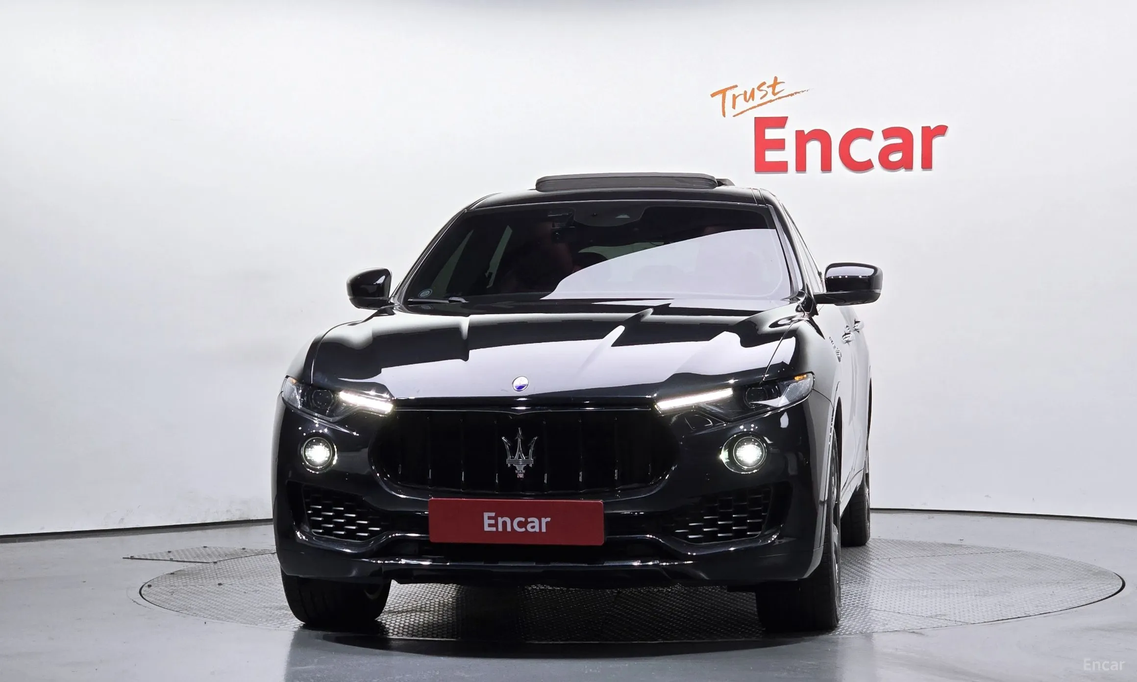 Maserati Levante превью 3
