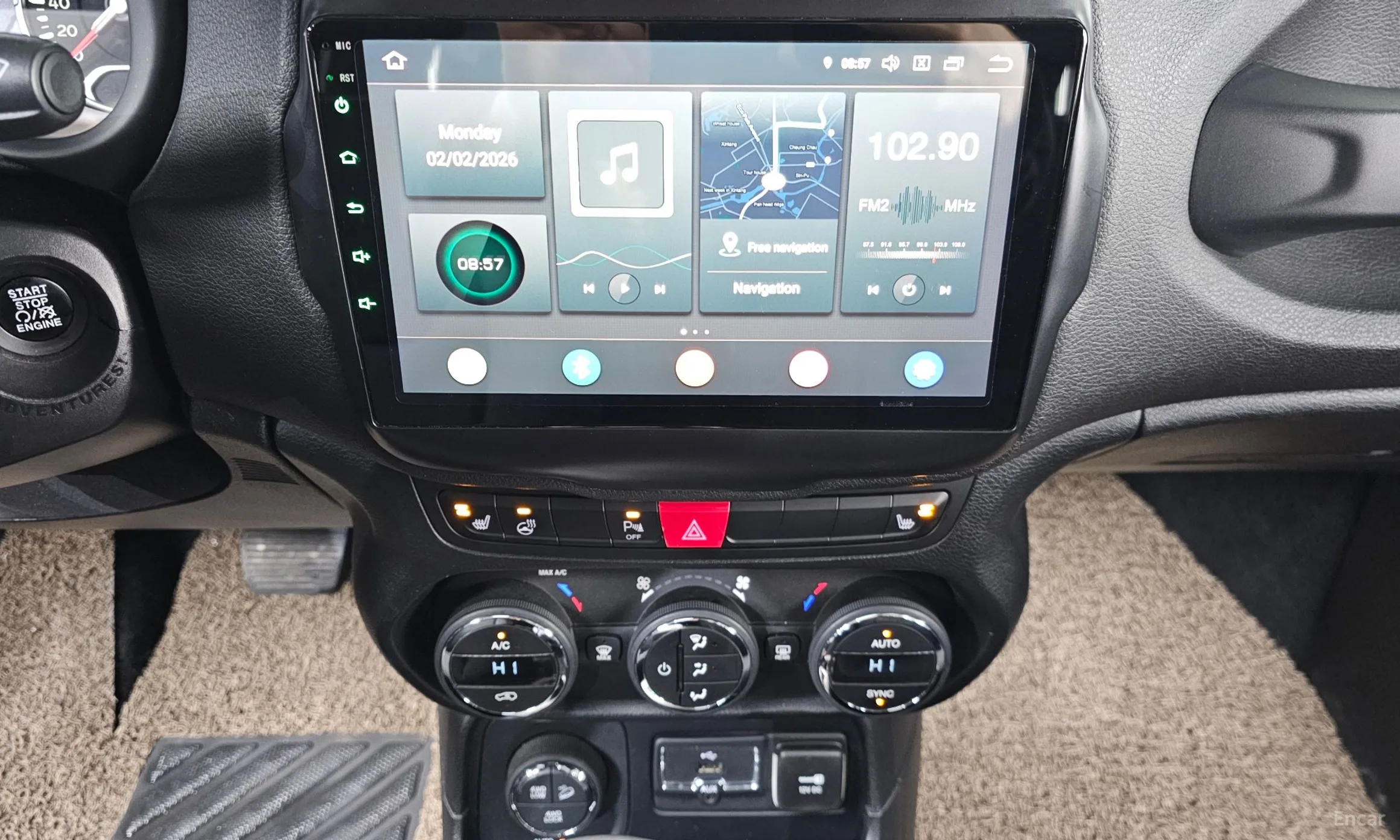 Jeep Renegade превью 14