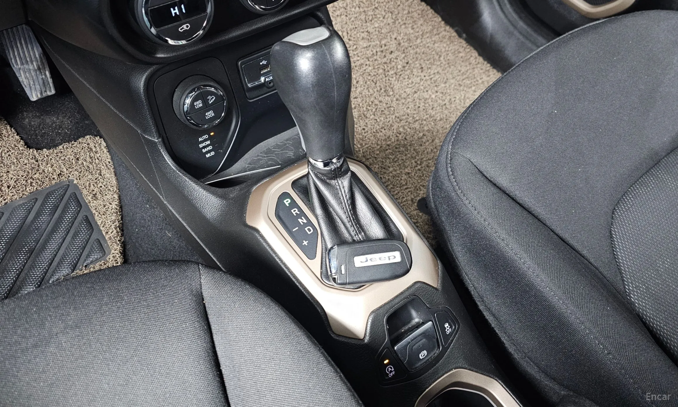 Jeep Renegade превью 9