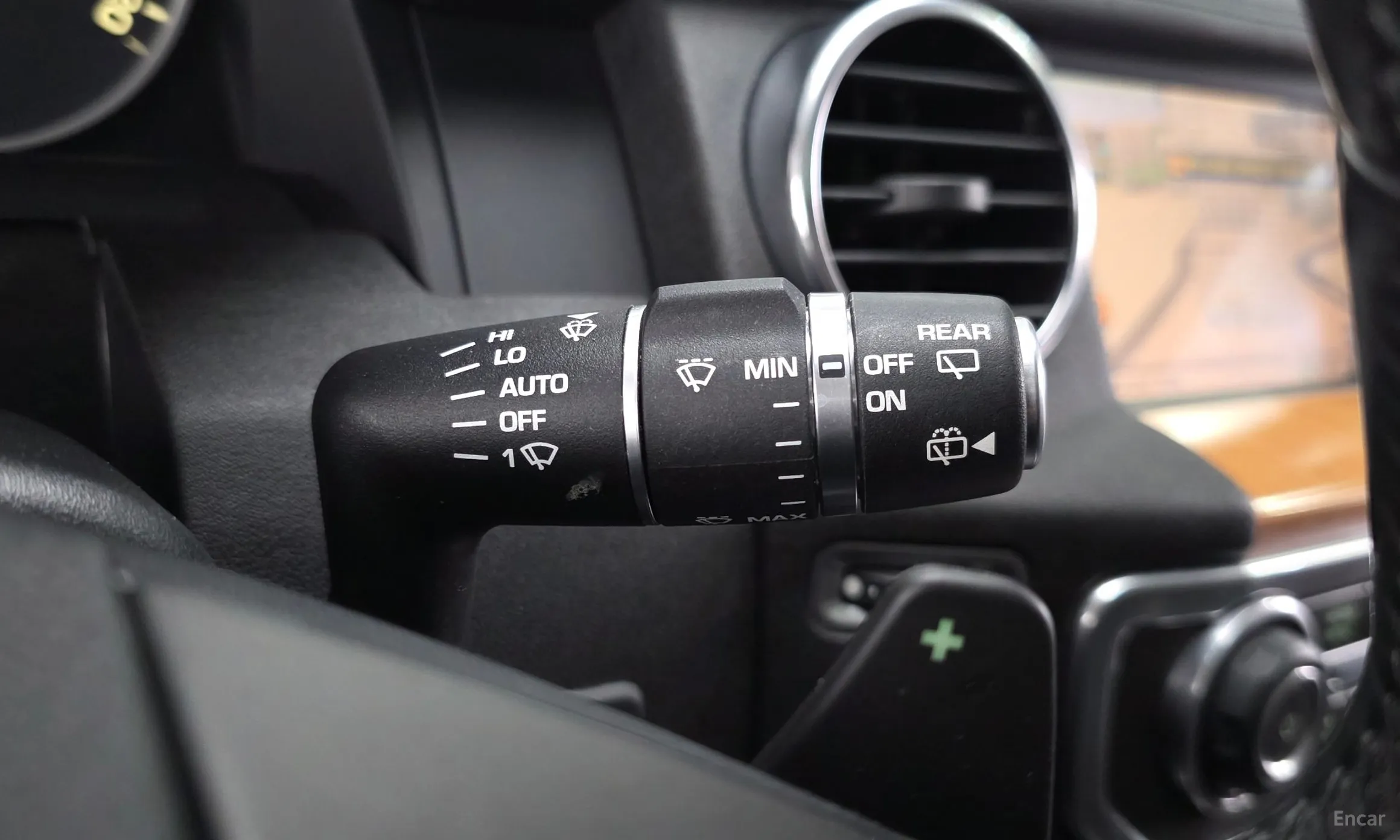 Land Rover Discovery 4 превью 17