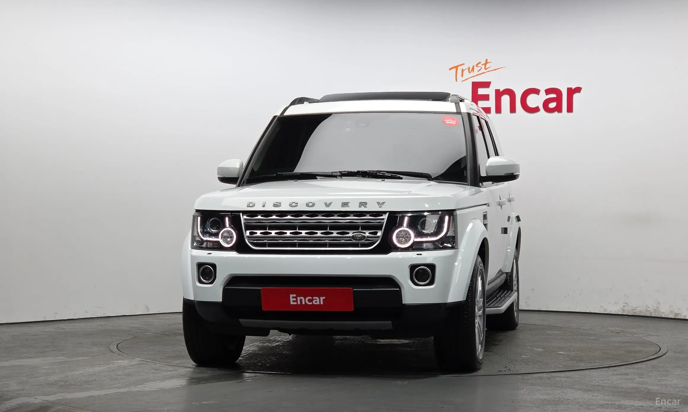 Land Rover Discovery 4 превью 3