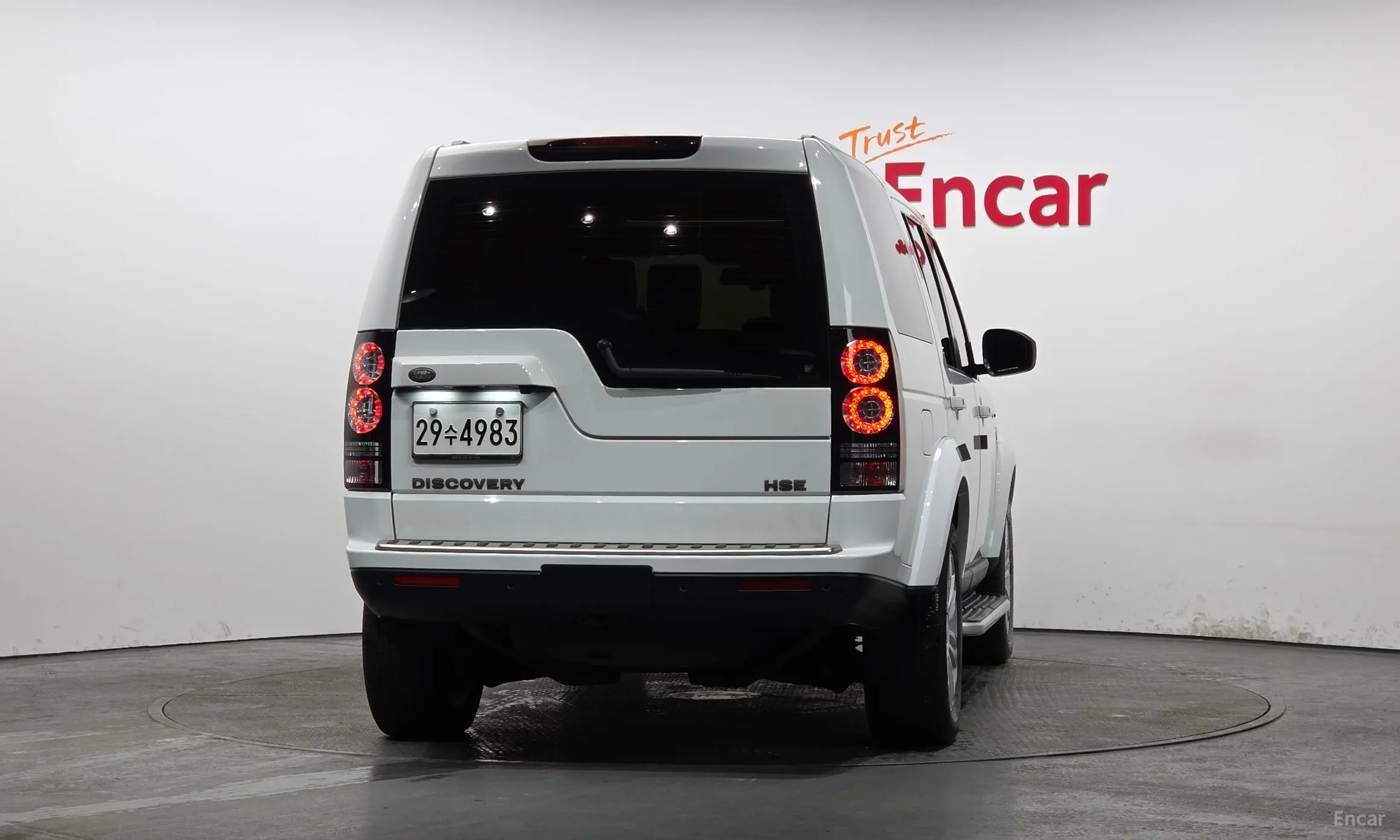 Land Rover Discovery 4 превью 4