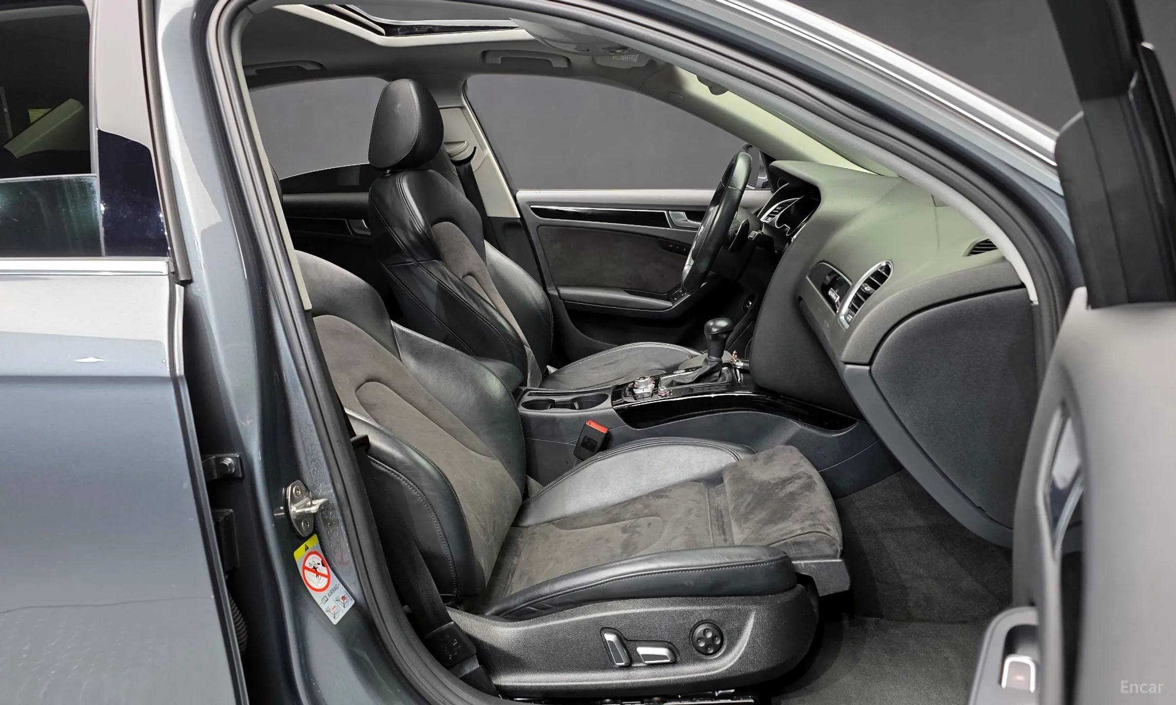 Audi New A4 превью 10