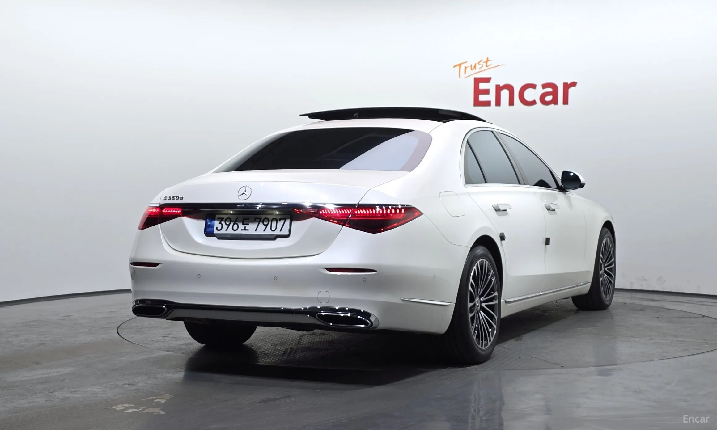 Mercedes Benz S-Class W223