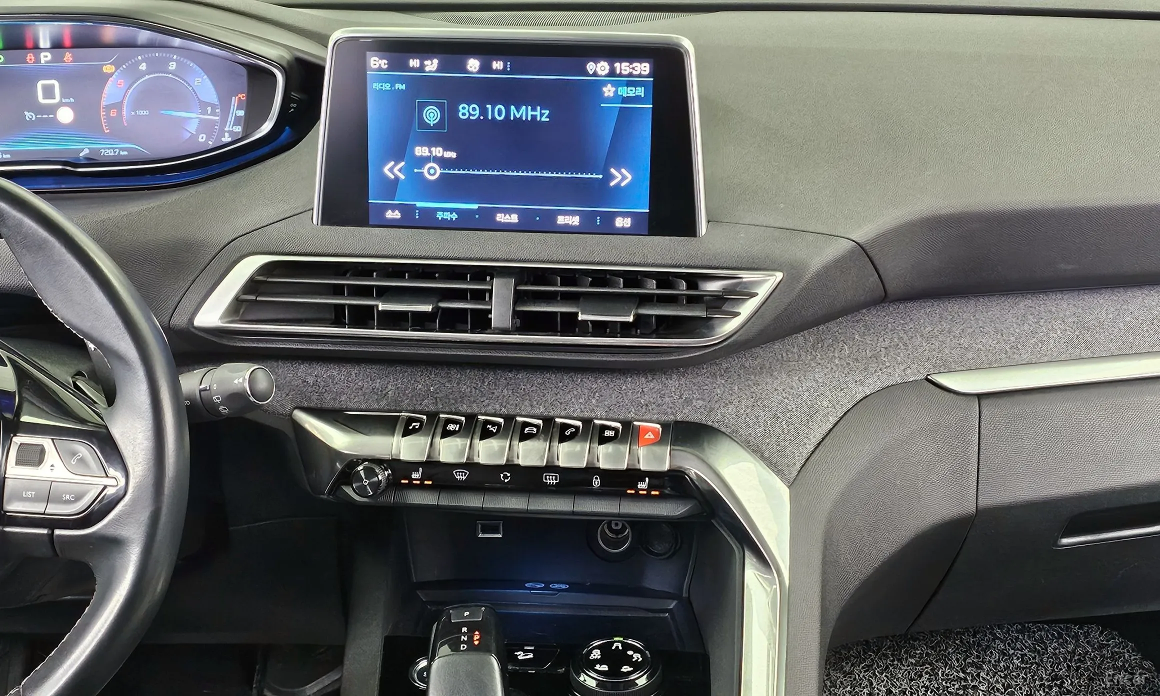 Peugeot 5008 2nd generation превью 14