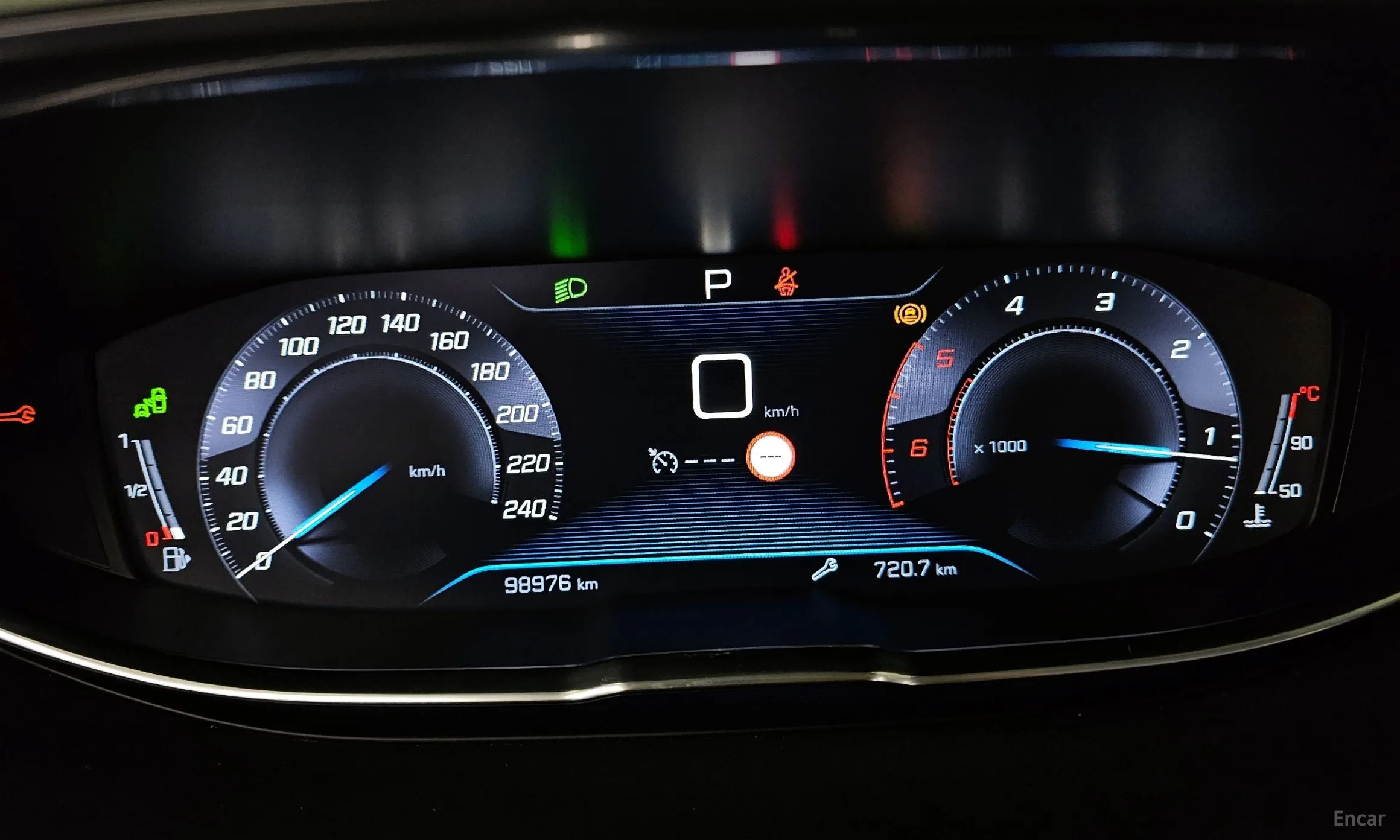 Peugeot 5008 2nd generation превью 8