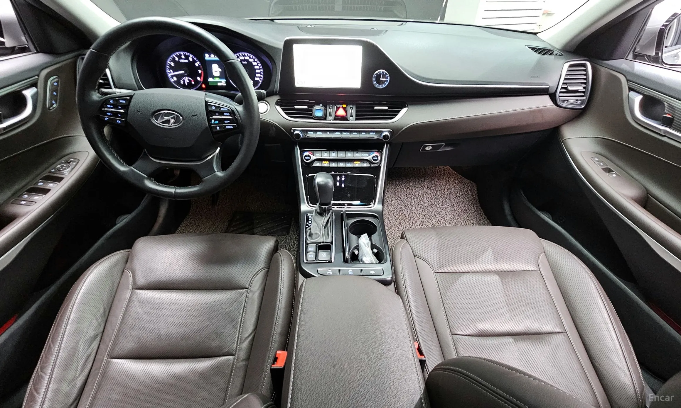 Hyundai Grandeur IG превью 7
