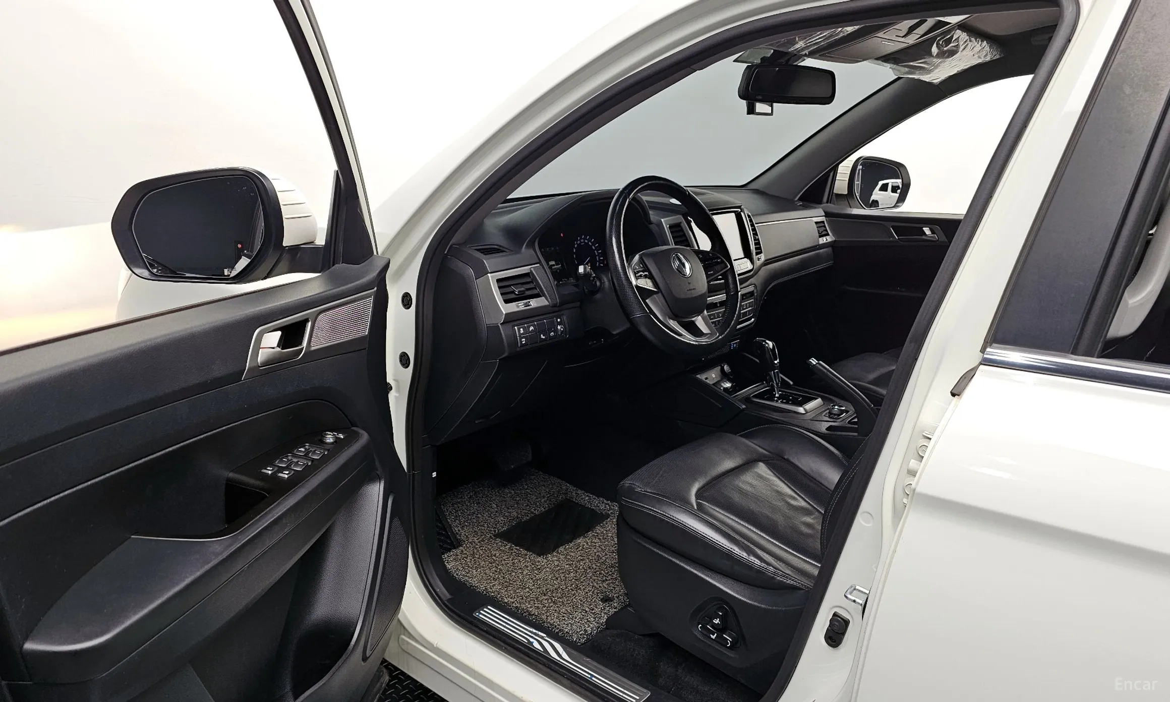 KG Mobility (SsangYong) Rexton Sports превью 11