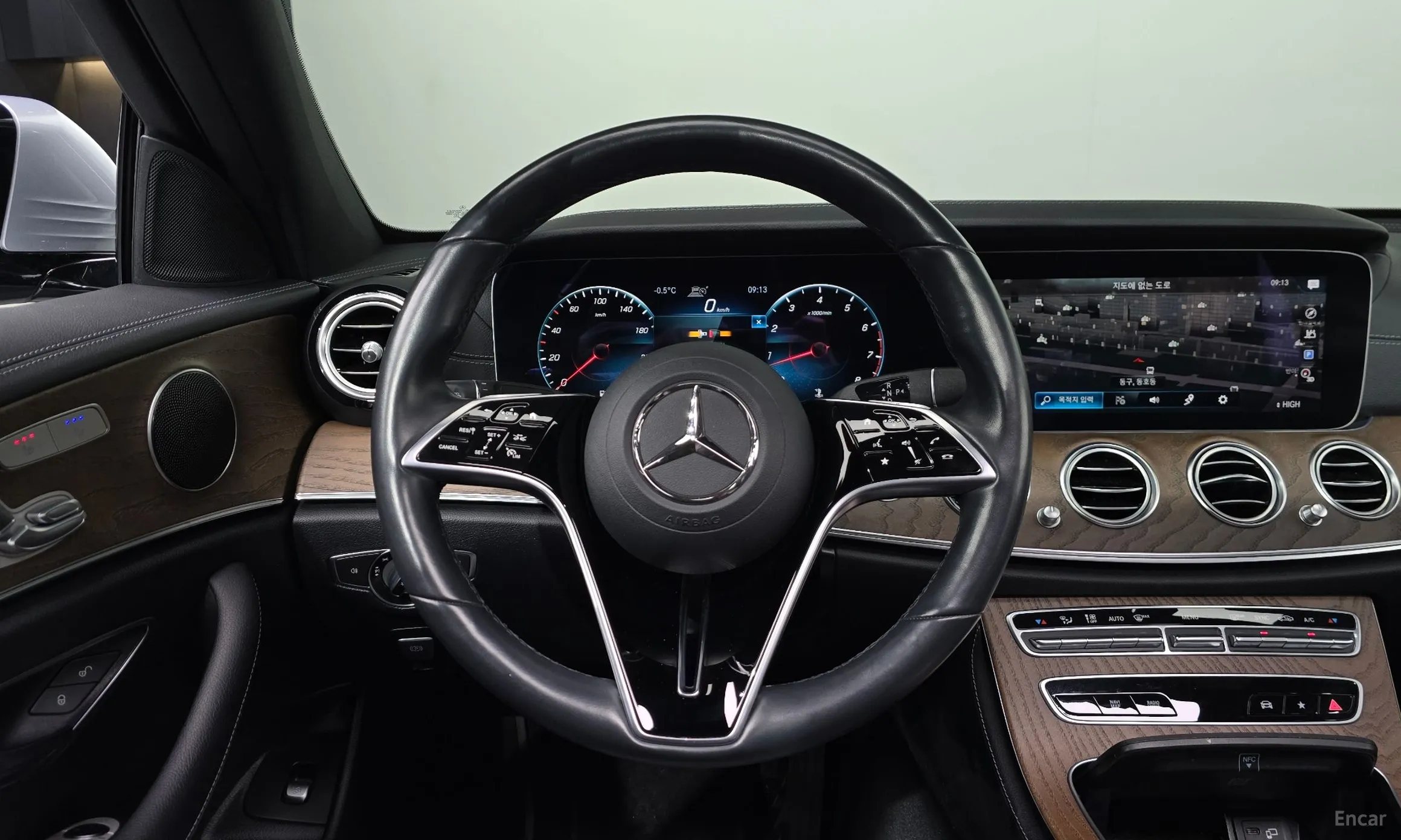 Mercedes Benz E-Class W213 превью 13