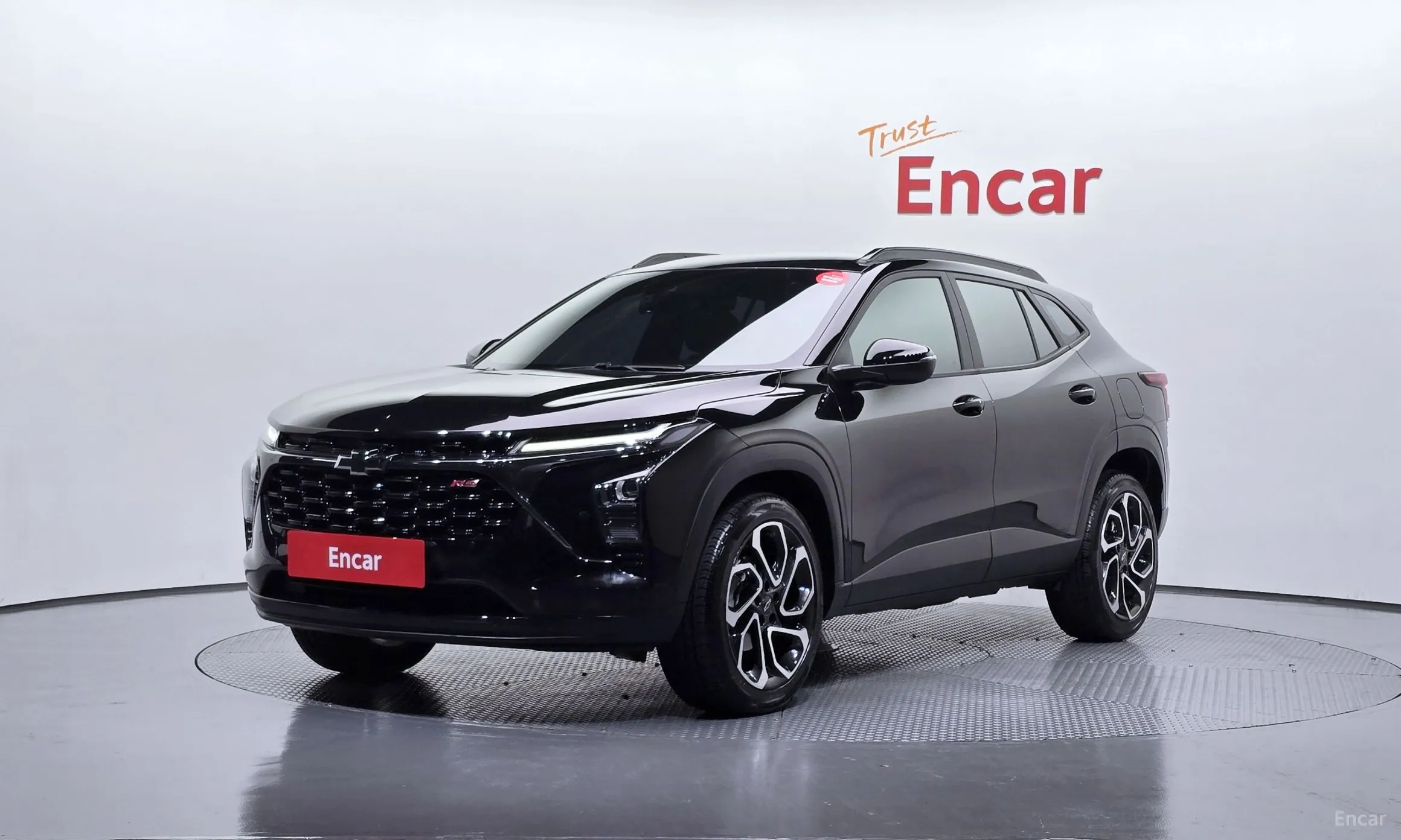 Trax Crossover