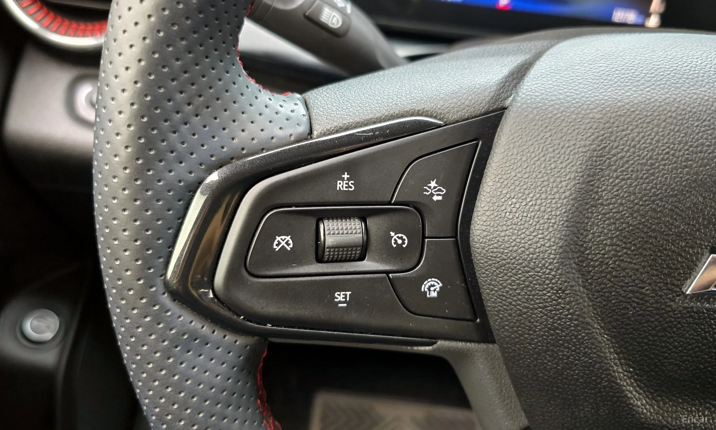 Chevrolet (GM Daewoo) Trax Crossover превью 19