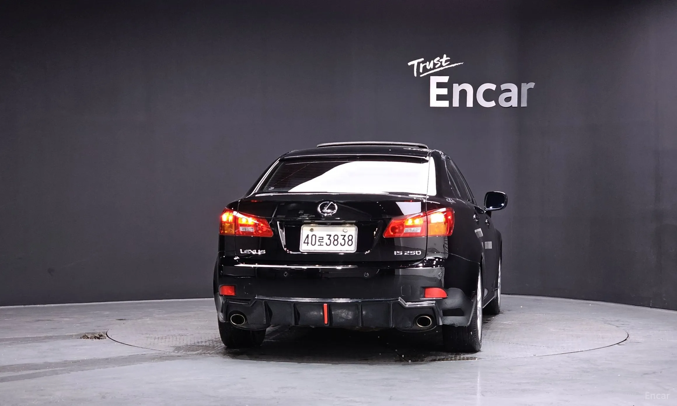 Lexus IS250 превью 4