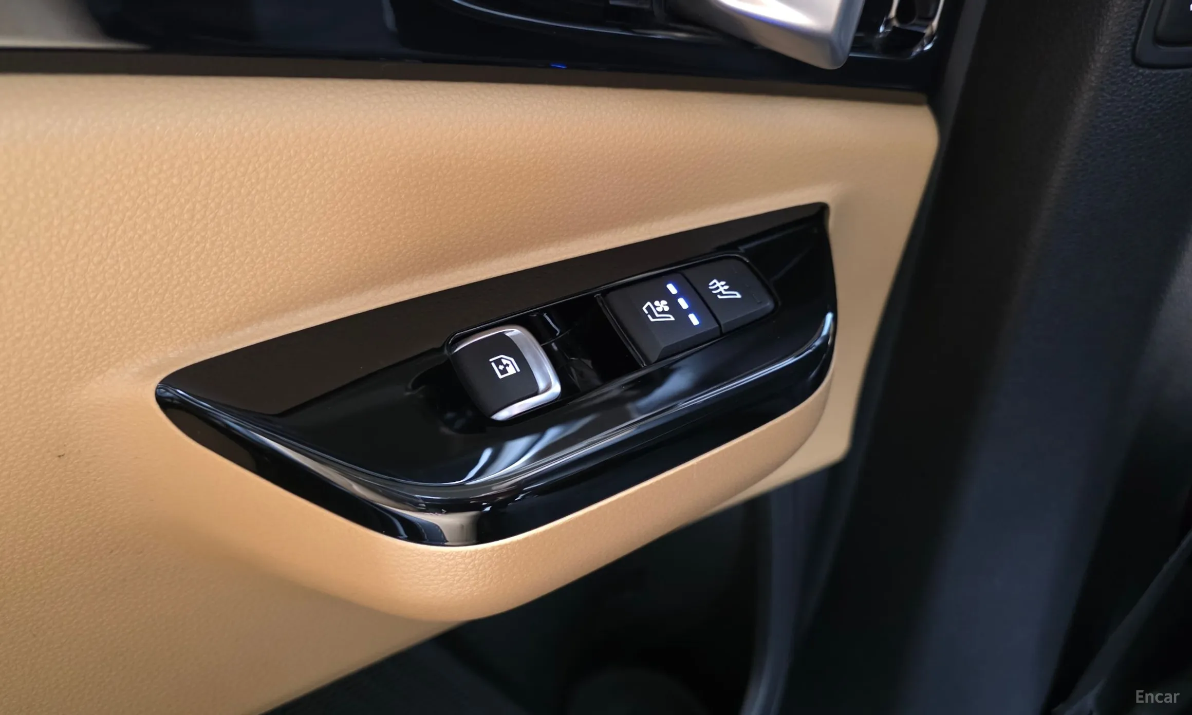 Kia Carnival Gen 4 превью 18