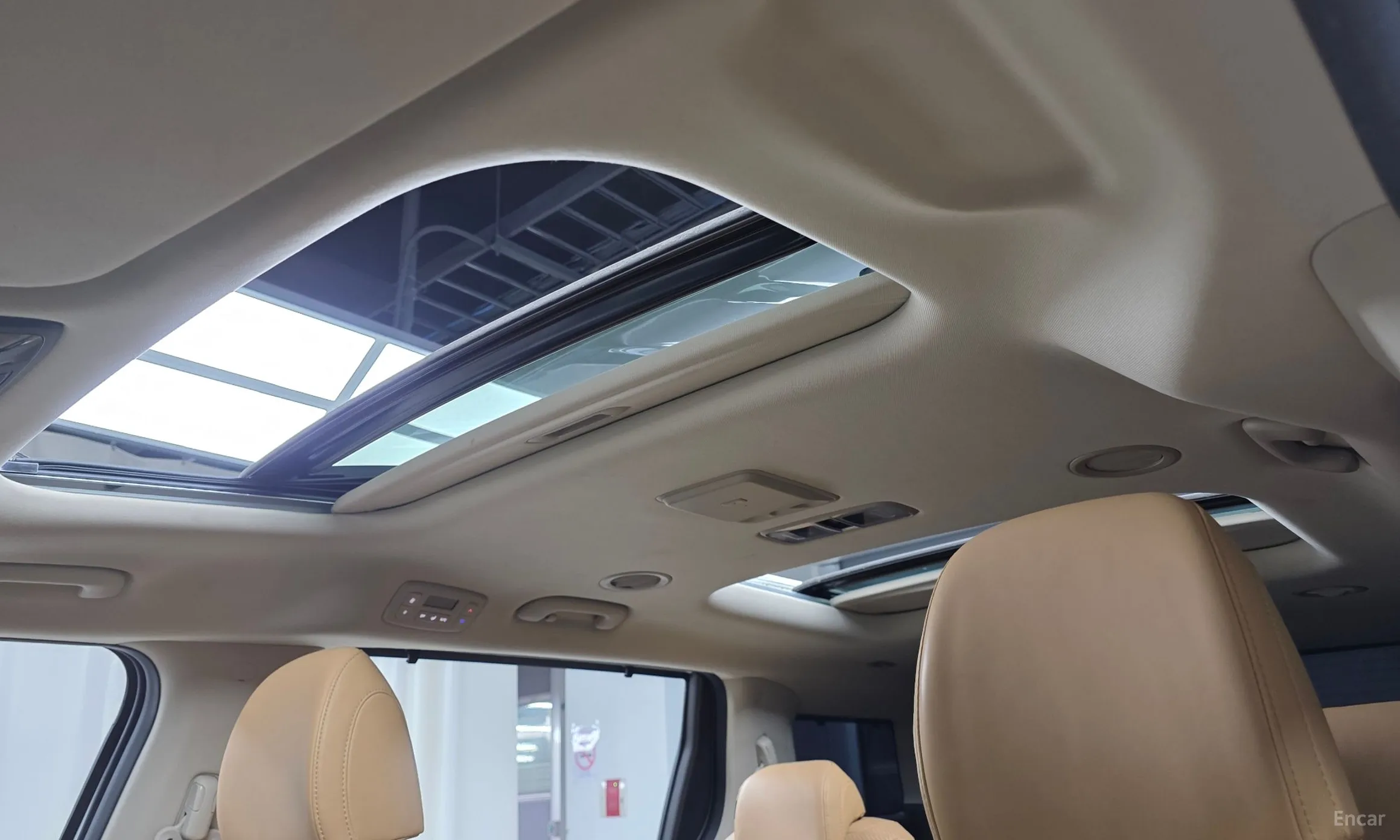Kia Carnival Gen 4 превью 19