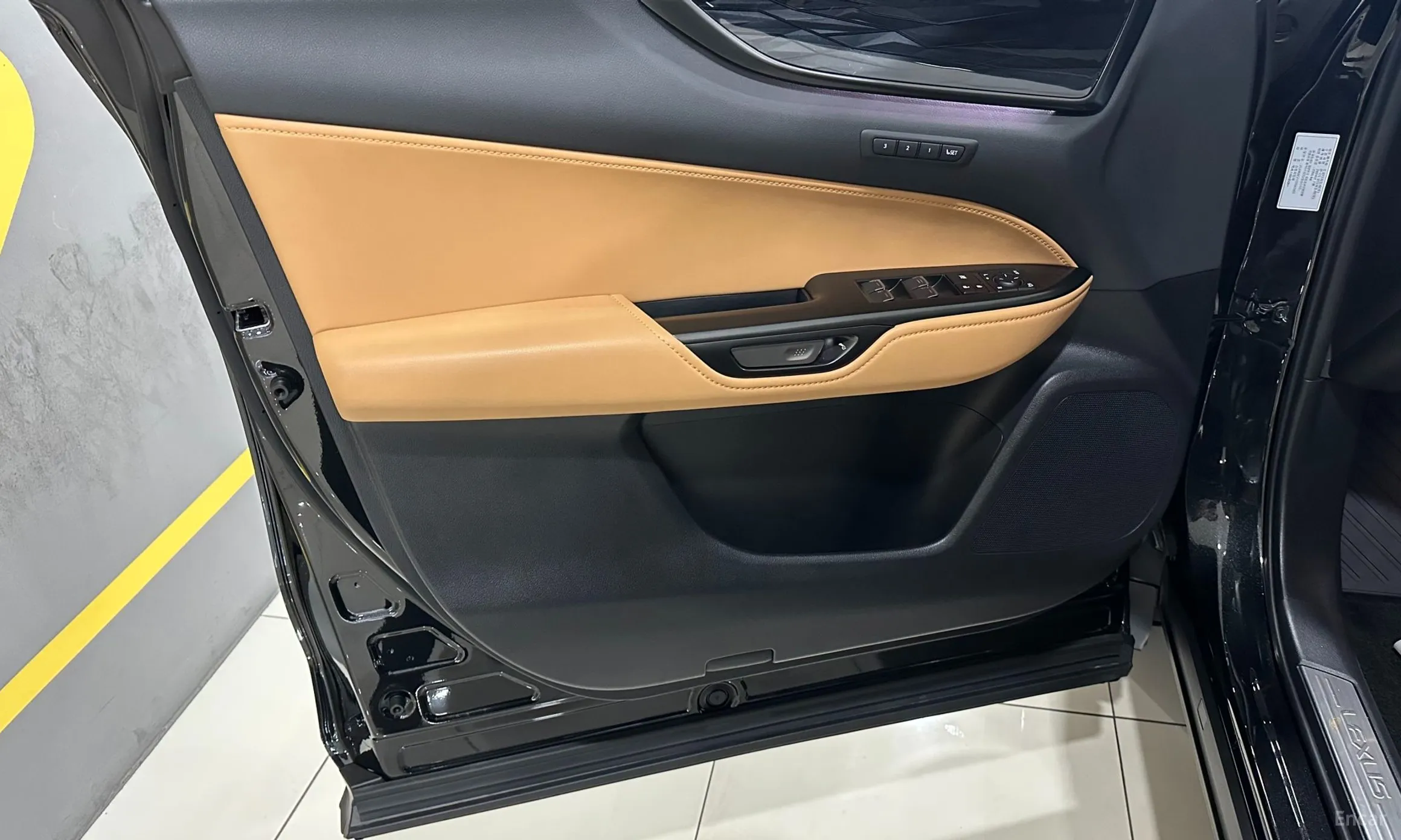 Lexus NX450h + 2nd Gen превью 11