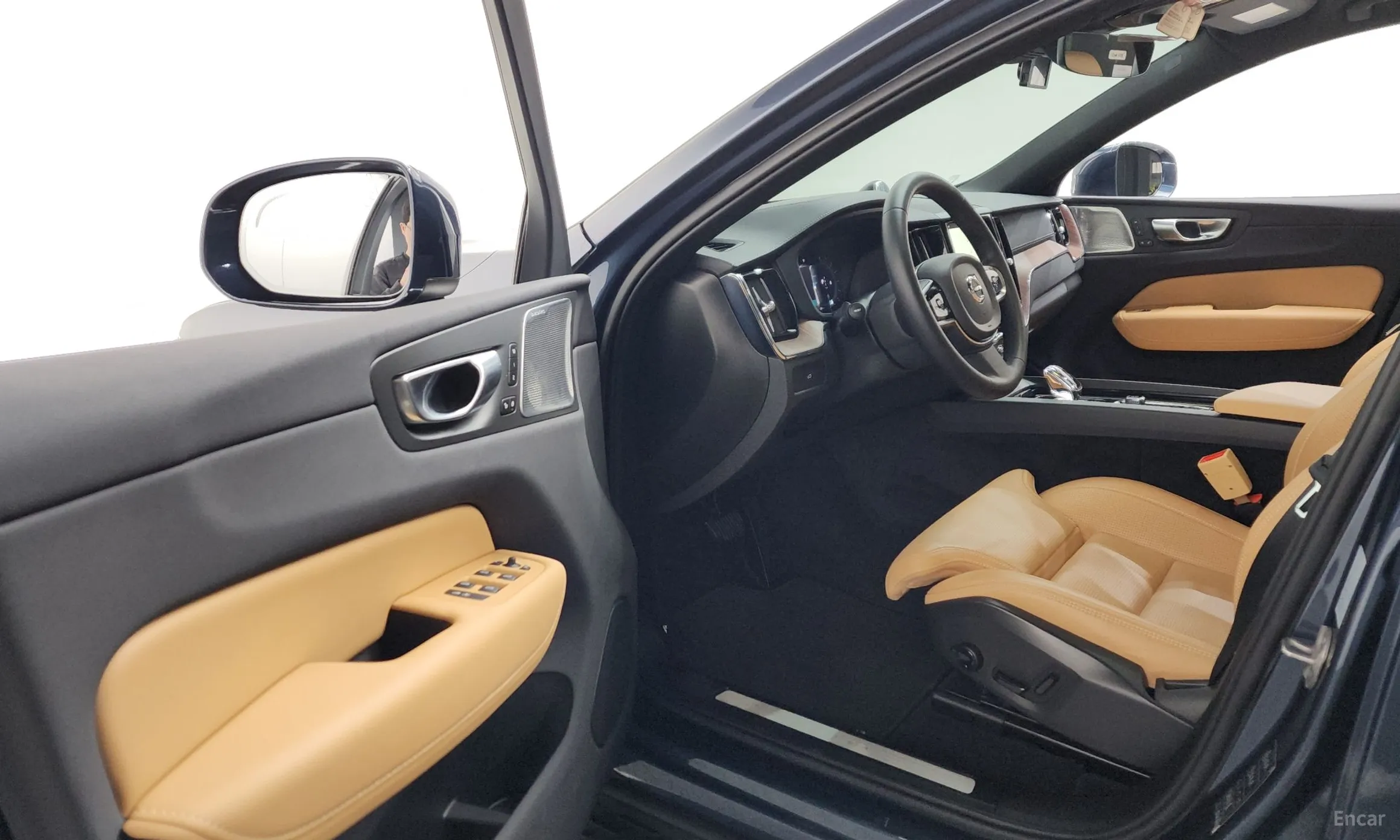 Volvo XC60 Gen 2 превью 10