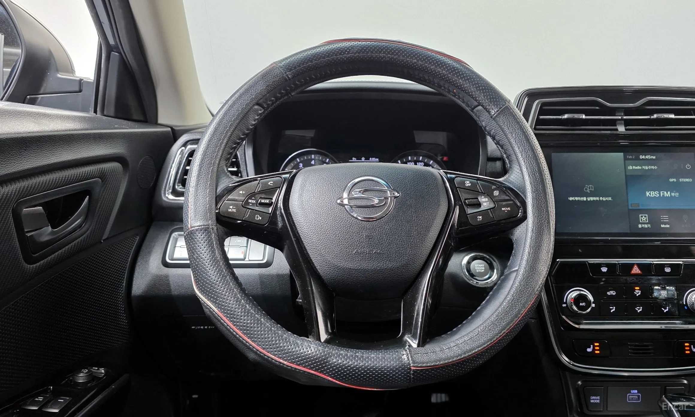 KG Mobility (SsangYong) Berry New Tivoli превью 13