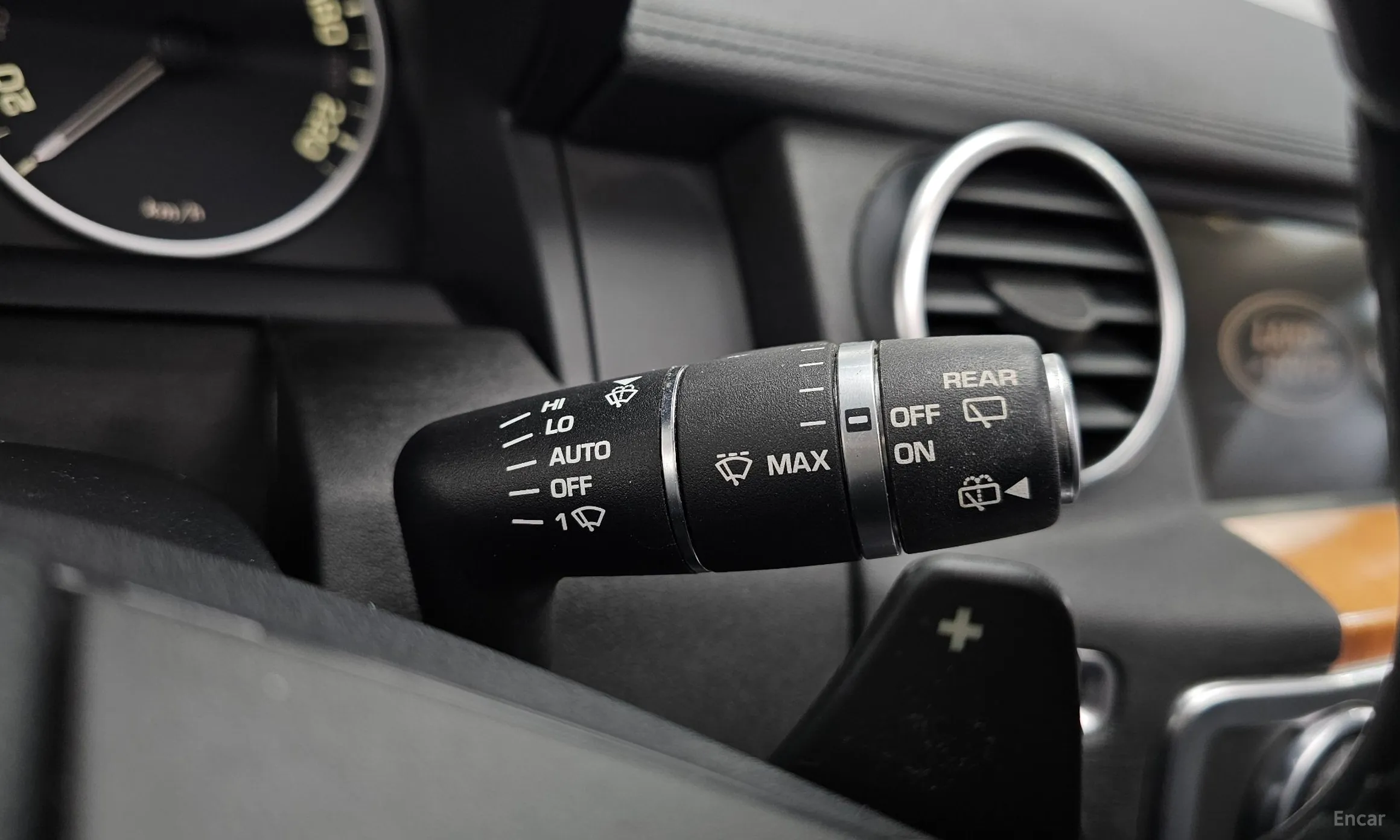 Land Rover Discovery 4 превью 18
