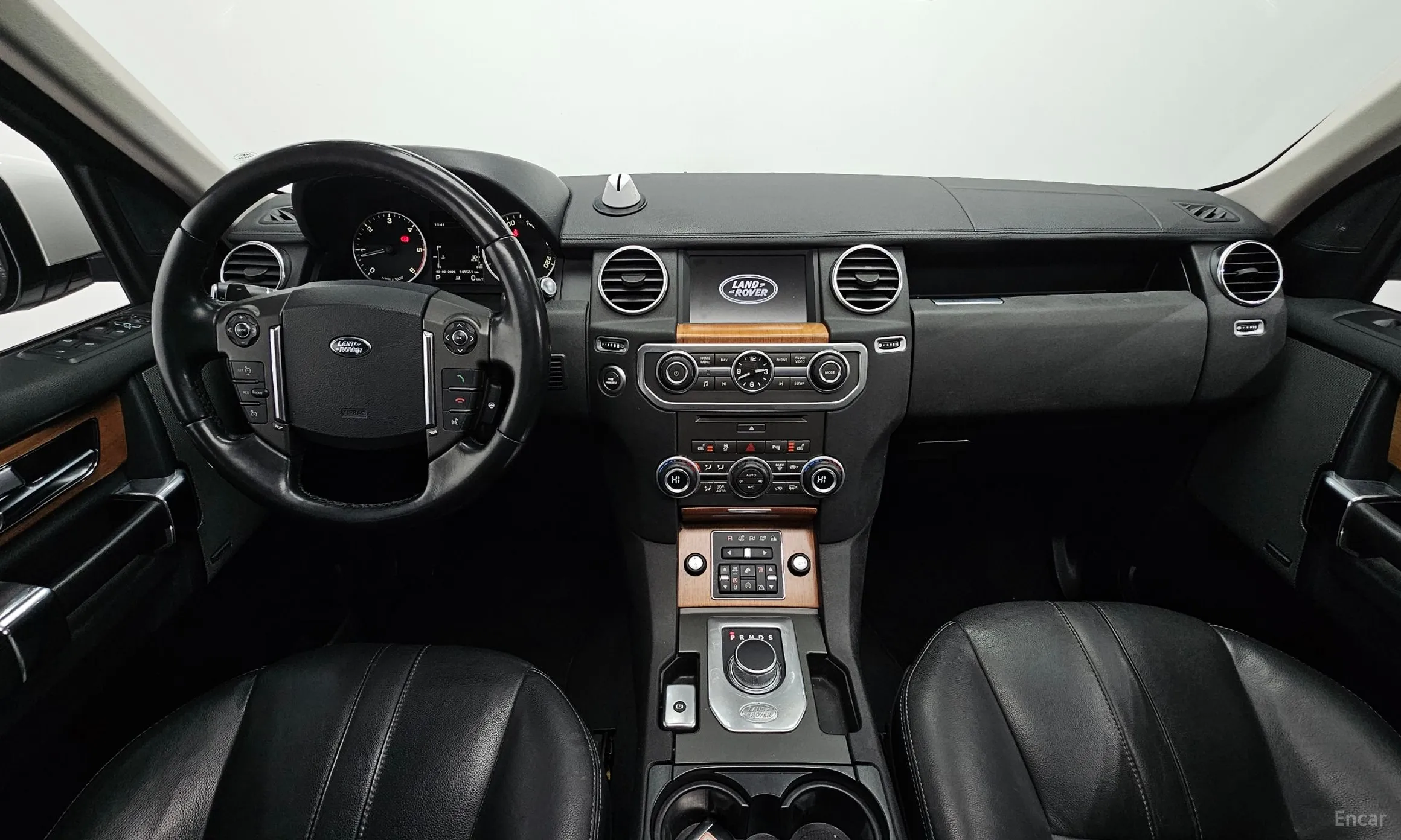 Land Rover Discovery 4 превью 7