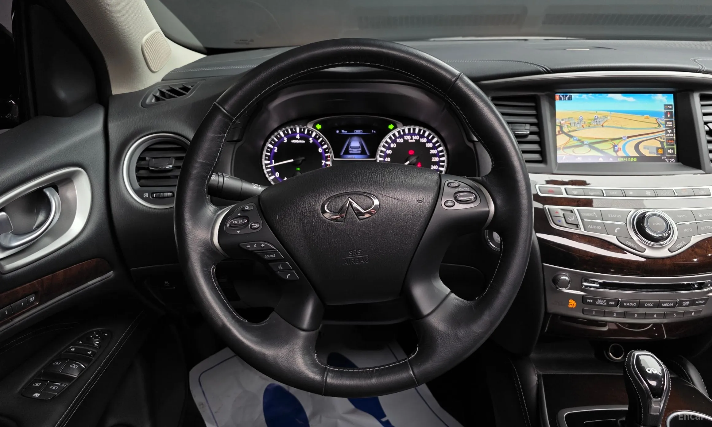 Infiniti QX60 превью 13