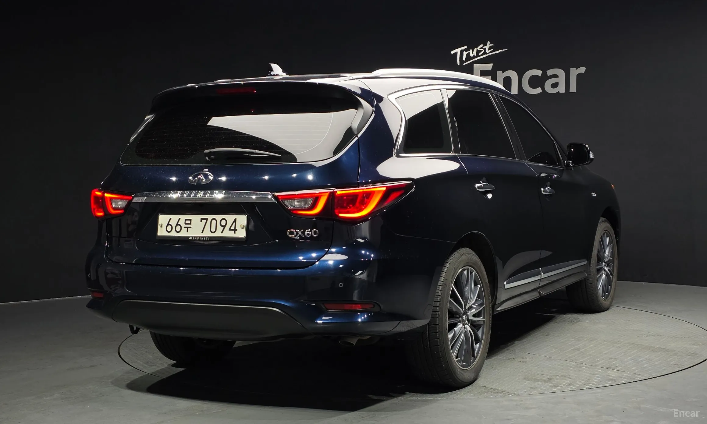 Infiniti QX60 превью 2