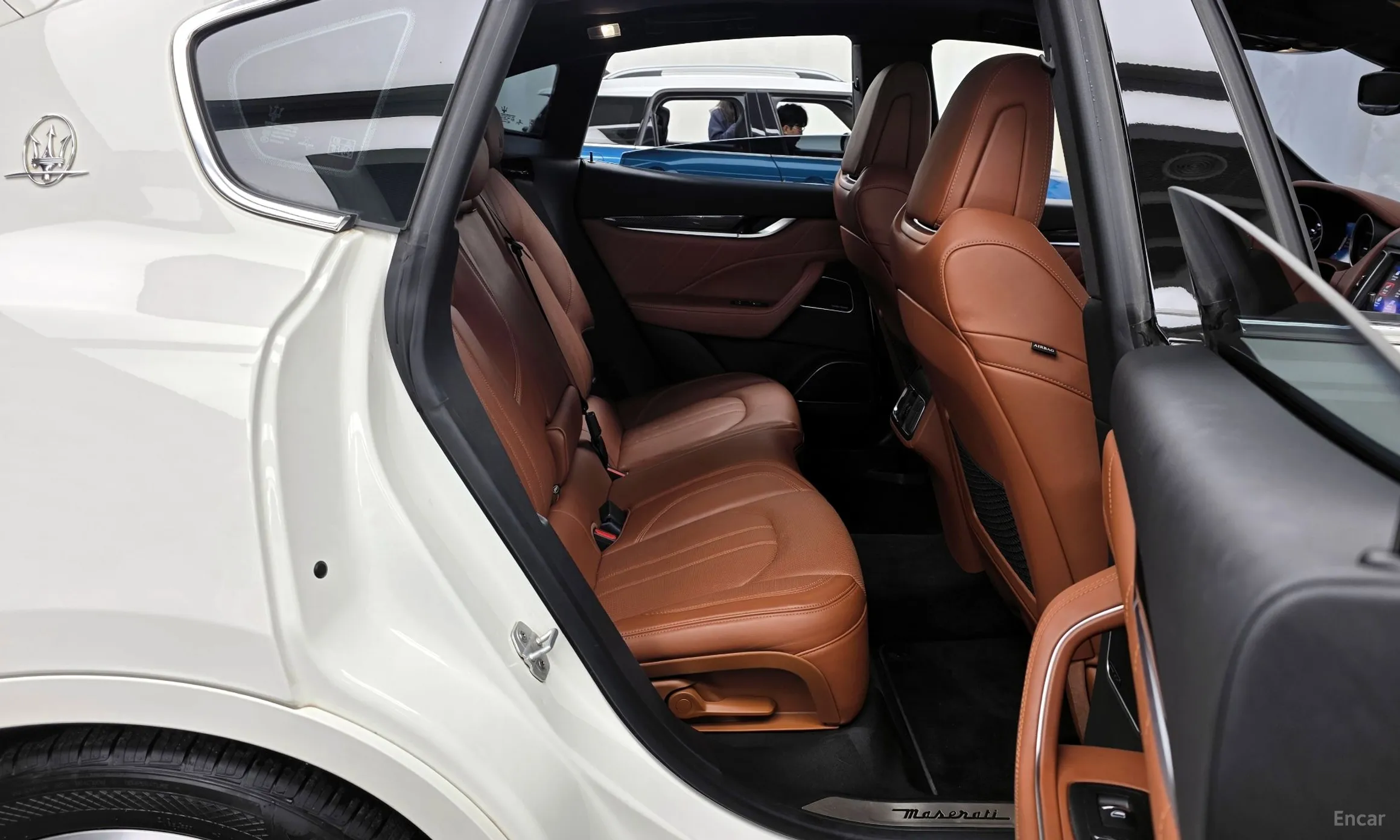Maserati Levante превью 12