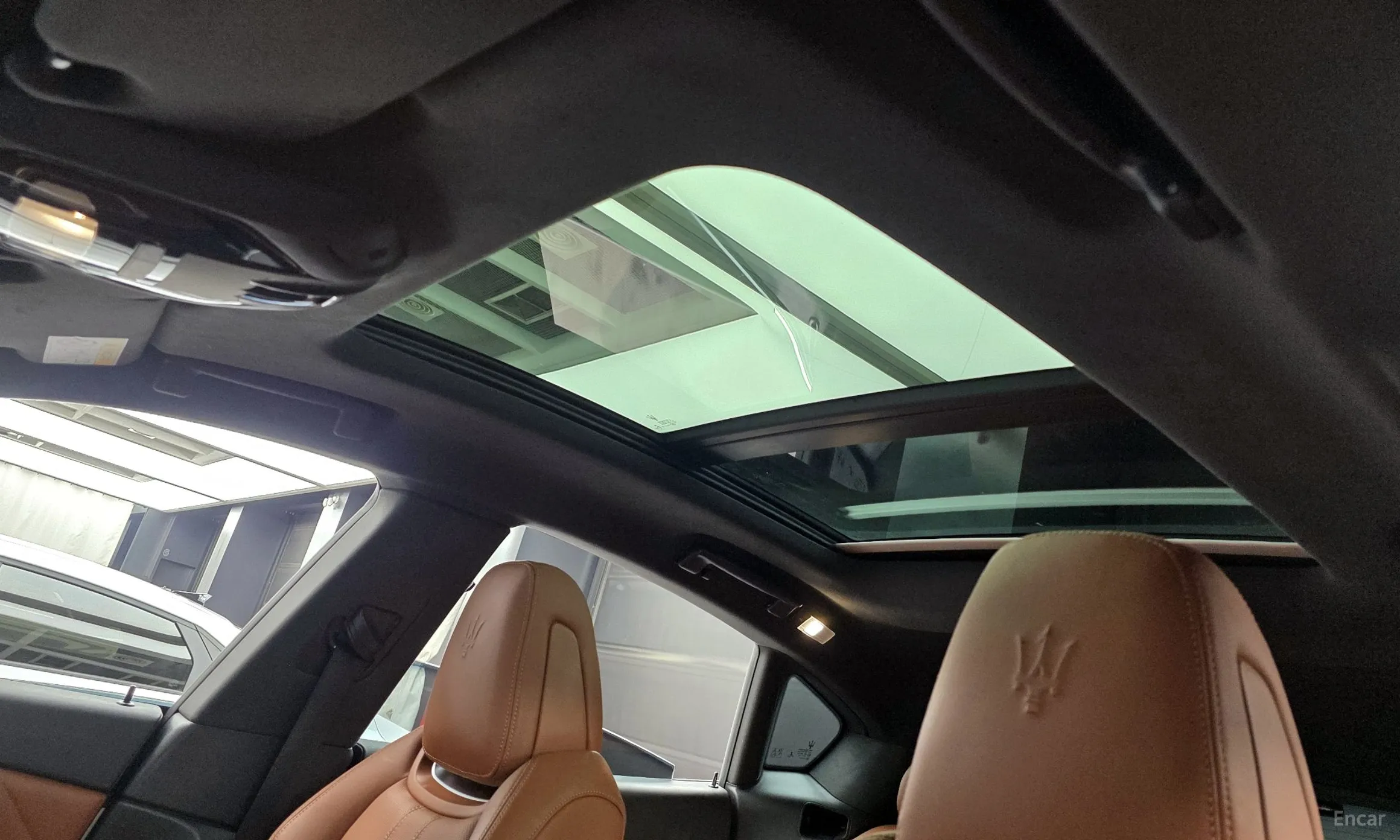 Maserati Levante превью 18