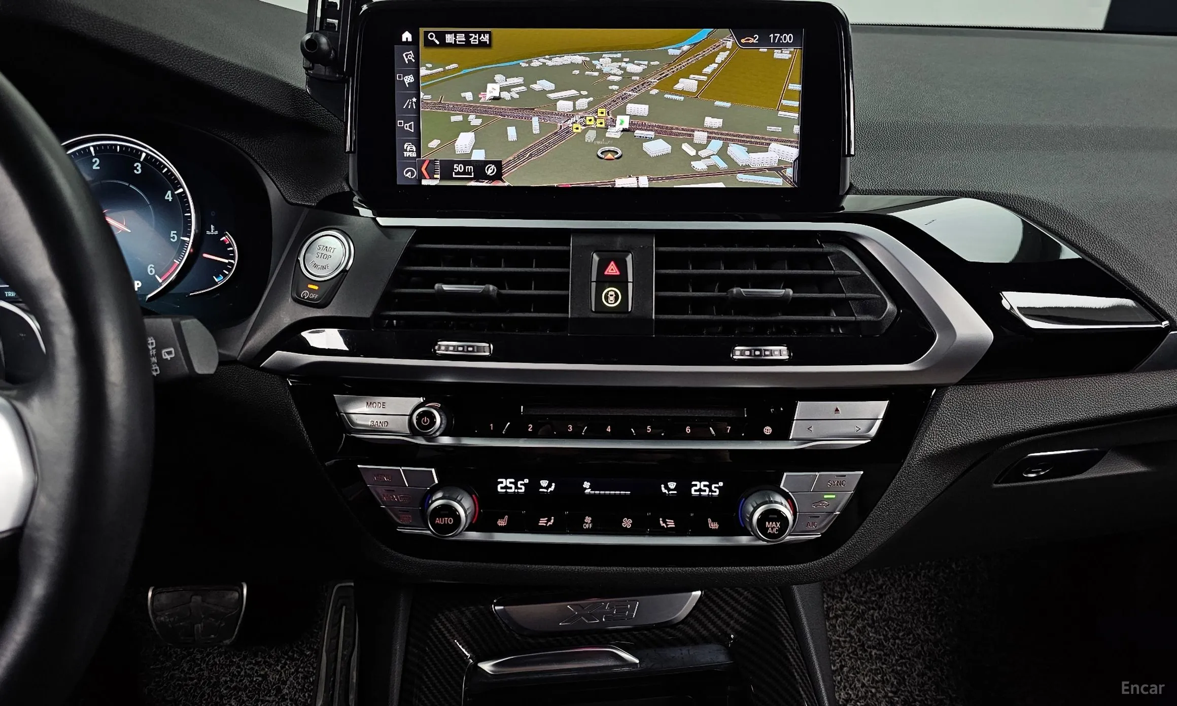 BMW X3 (G01) превью 14