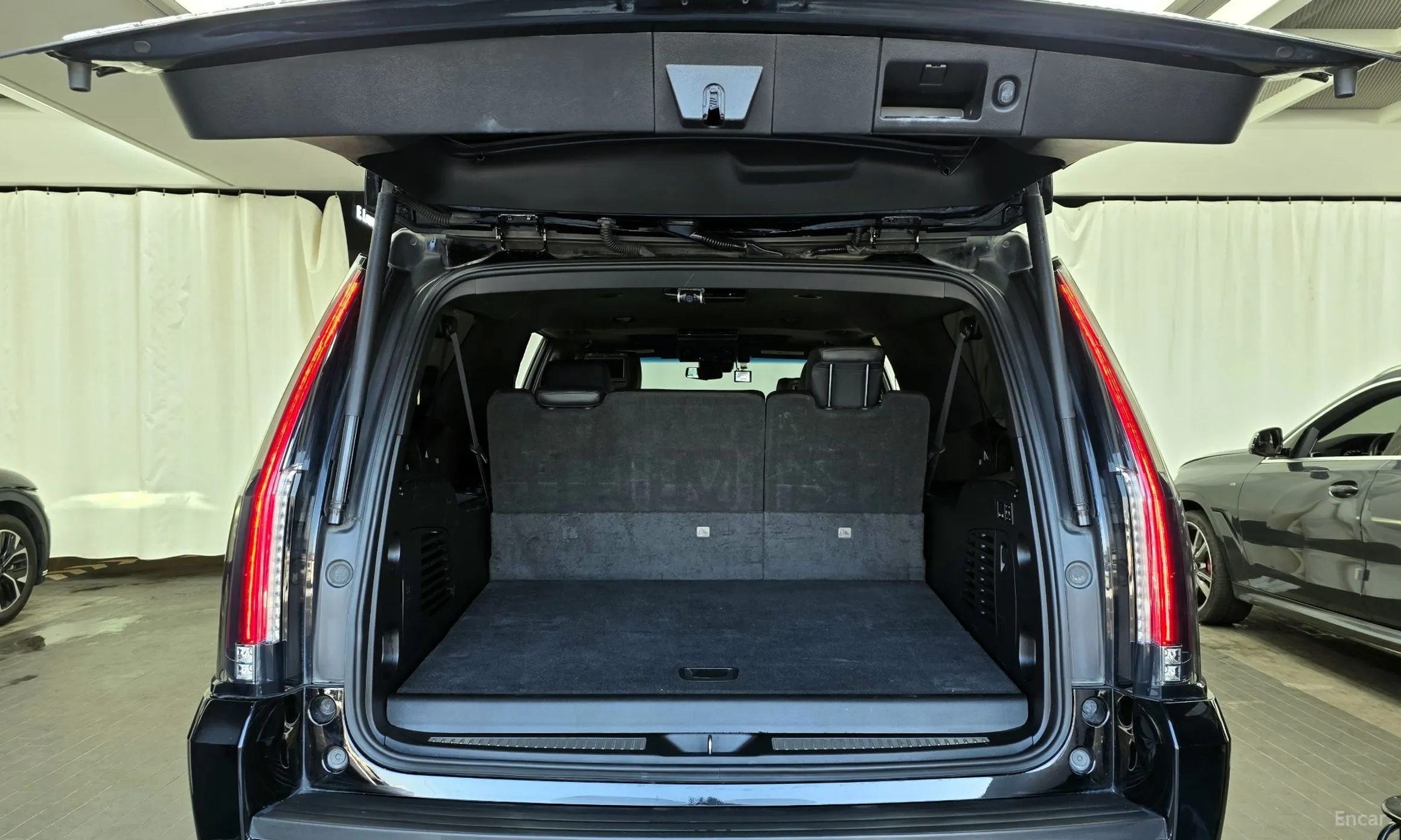Cadillac Escalade превью 20