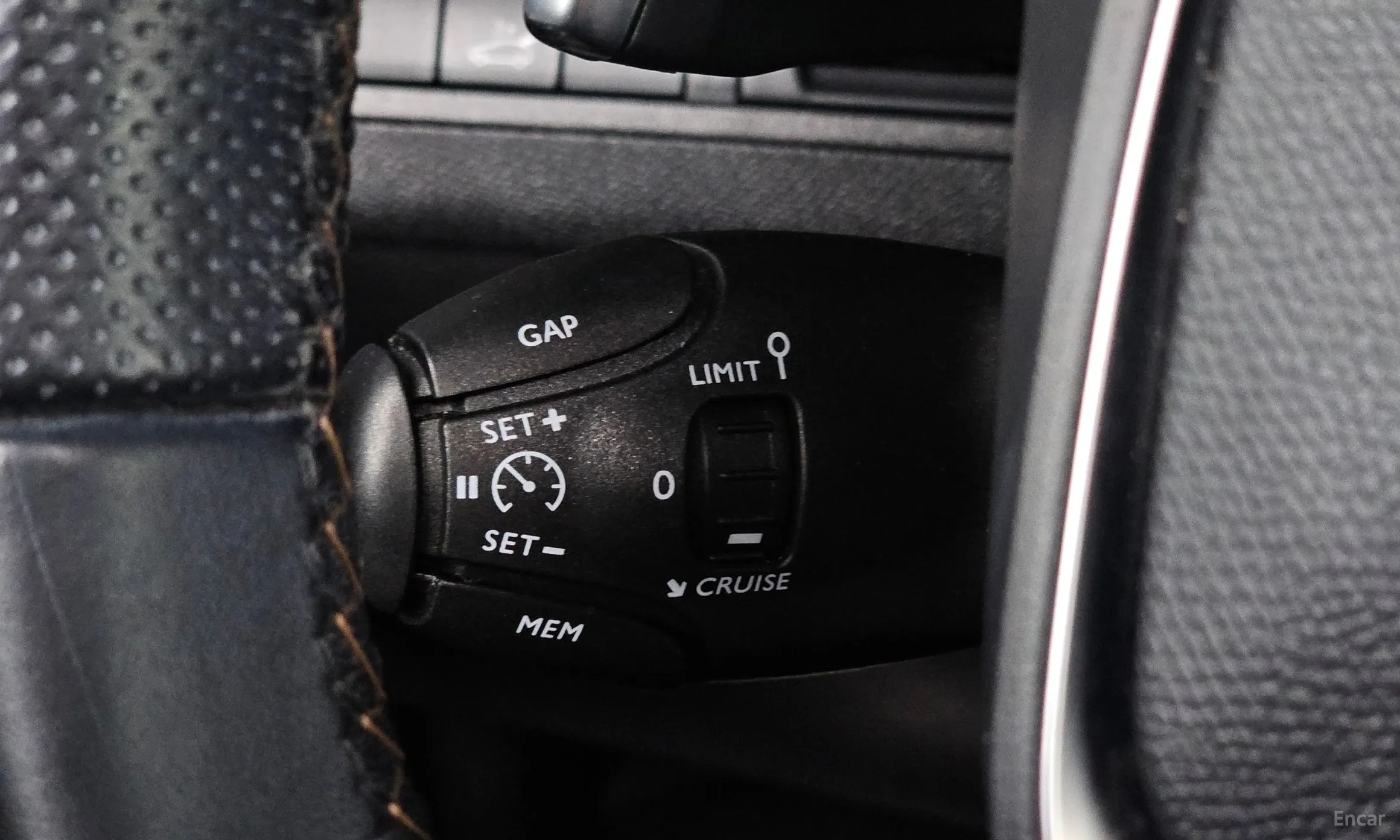 Peugeot 3008 2nd generation превью 17